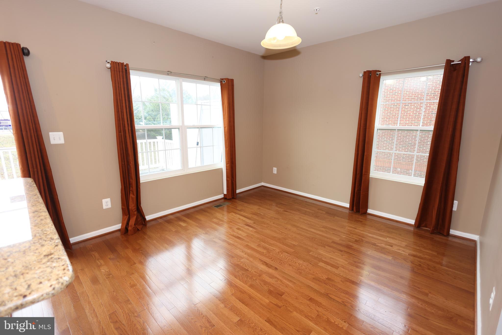 GLENEAGLES - Residential