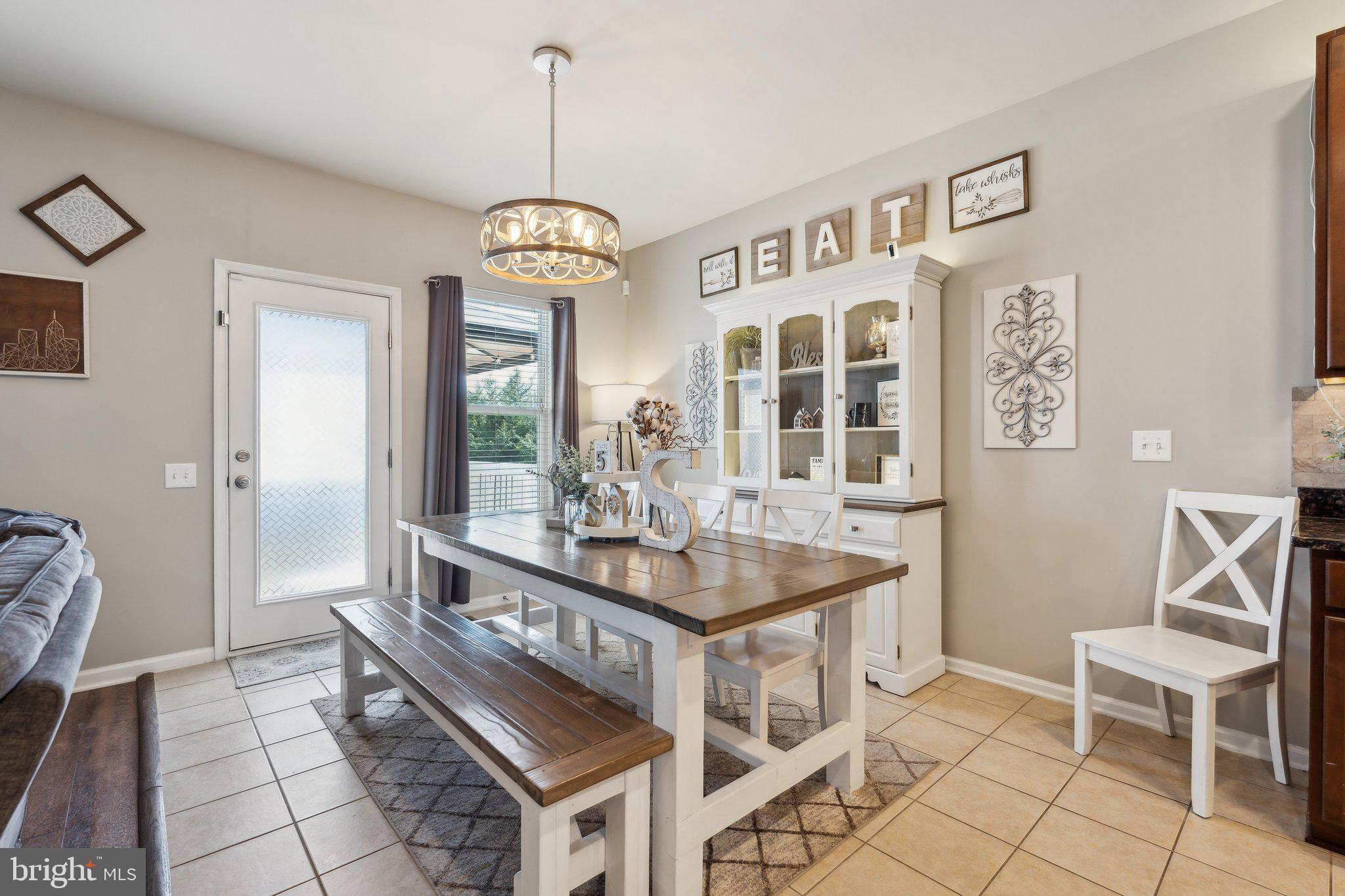 STAFFORD LAKES VILLAGE - Residential