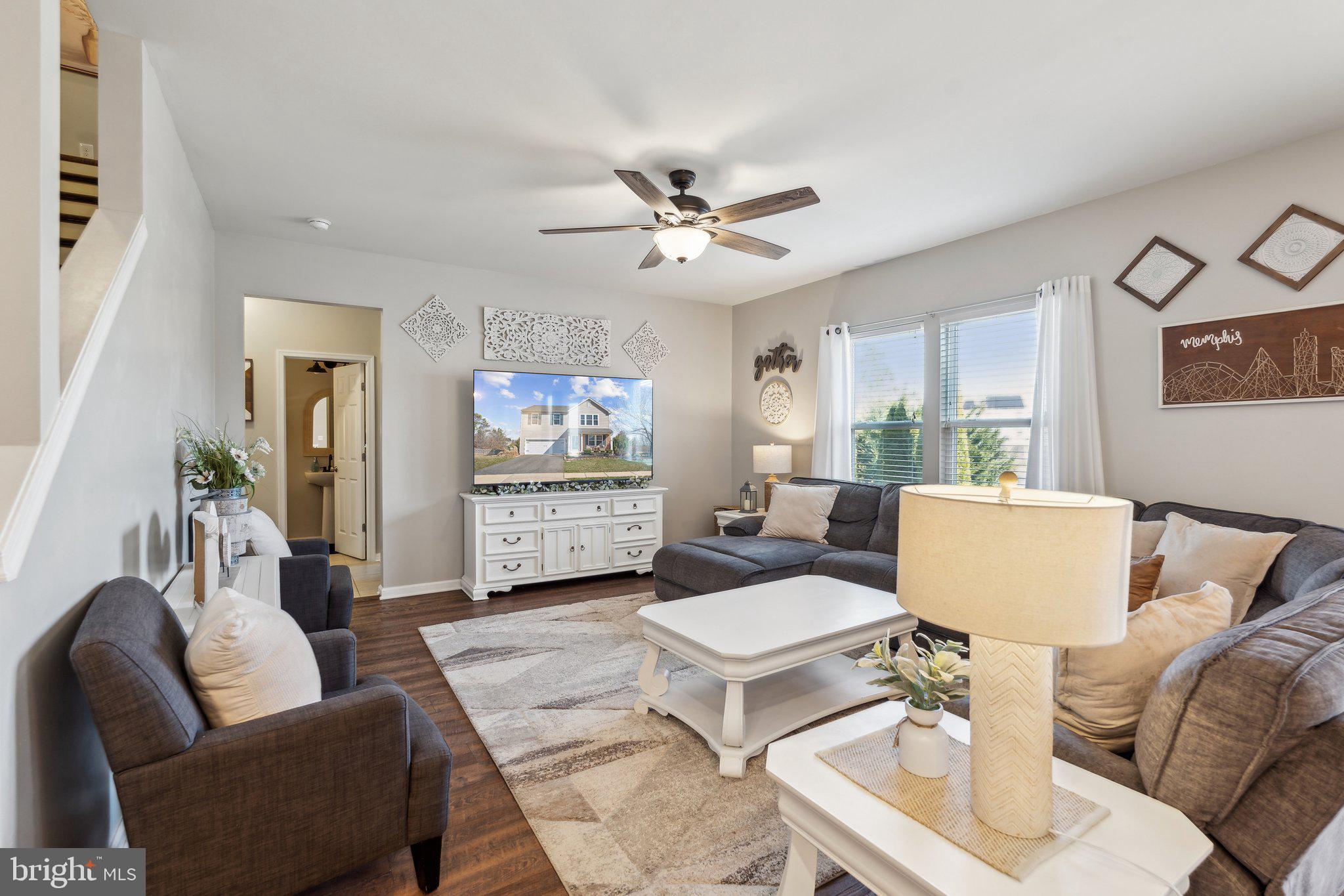 STAFFORD LAKES VILLAGE - Residential