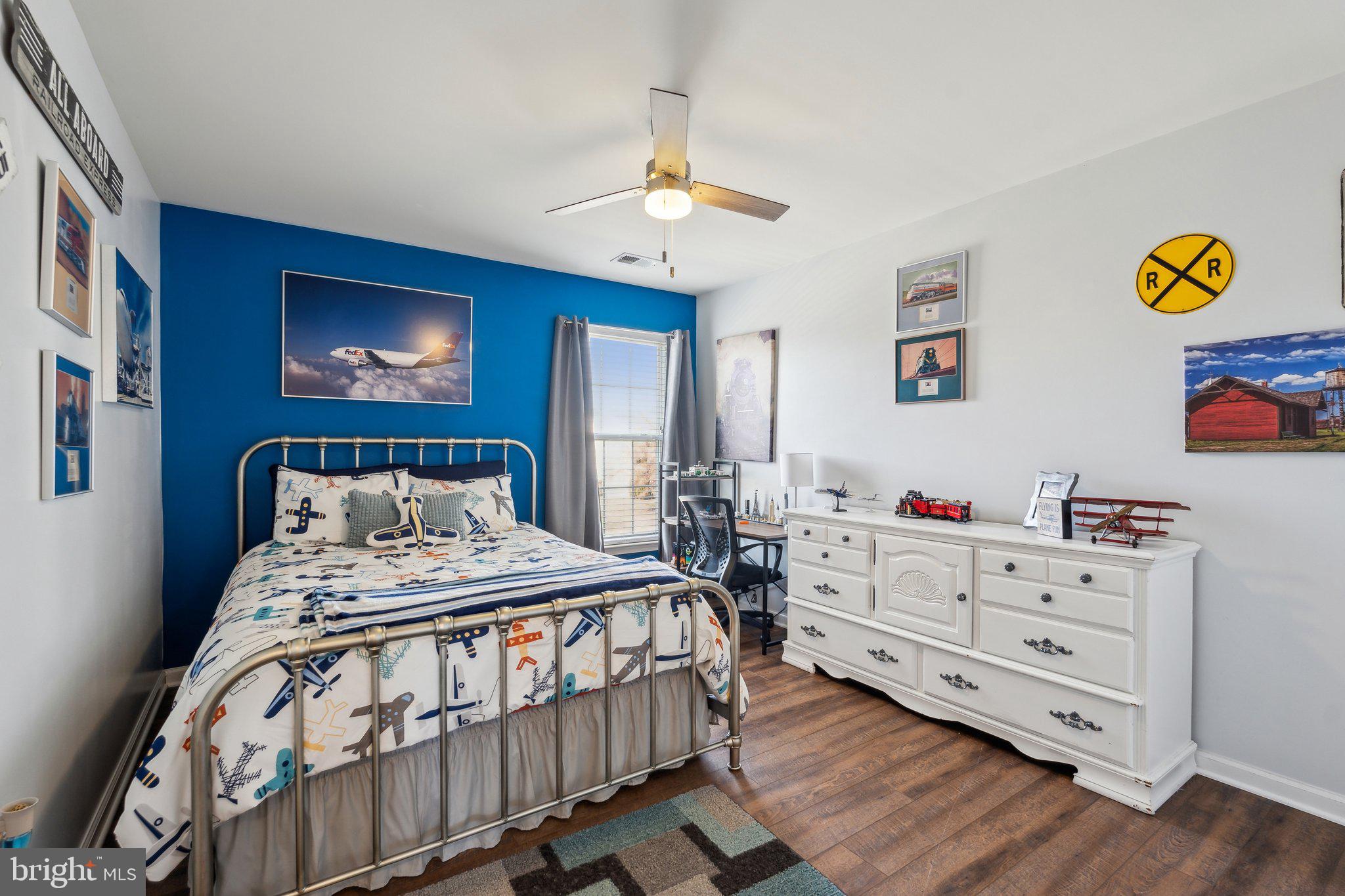 STAFFORD LAKES VILLAGE - Residential