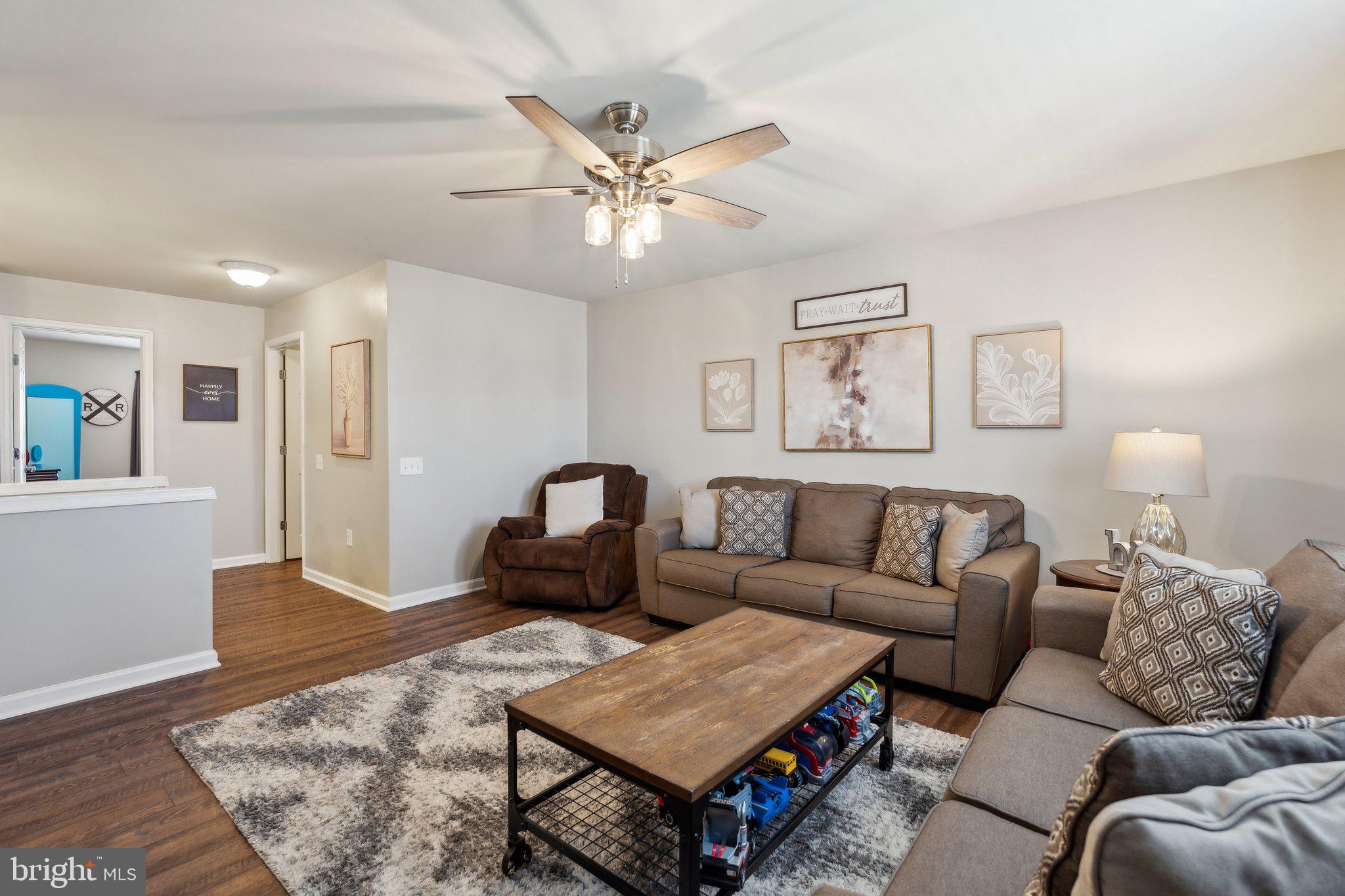 STAFFORD LAKES VILLAGE - Residential