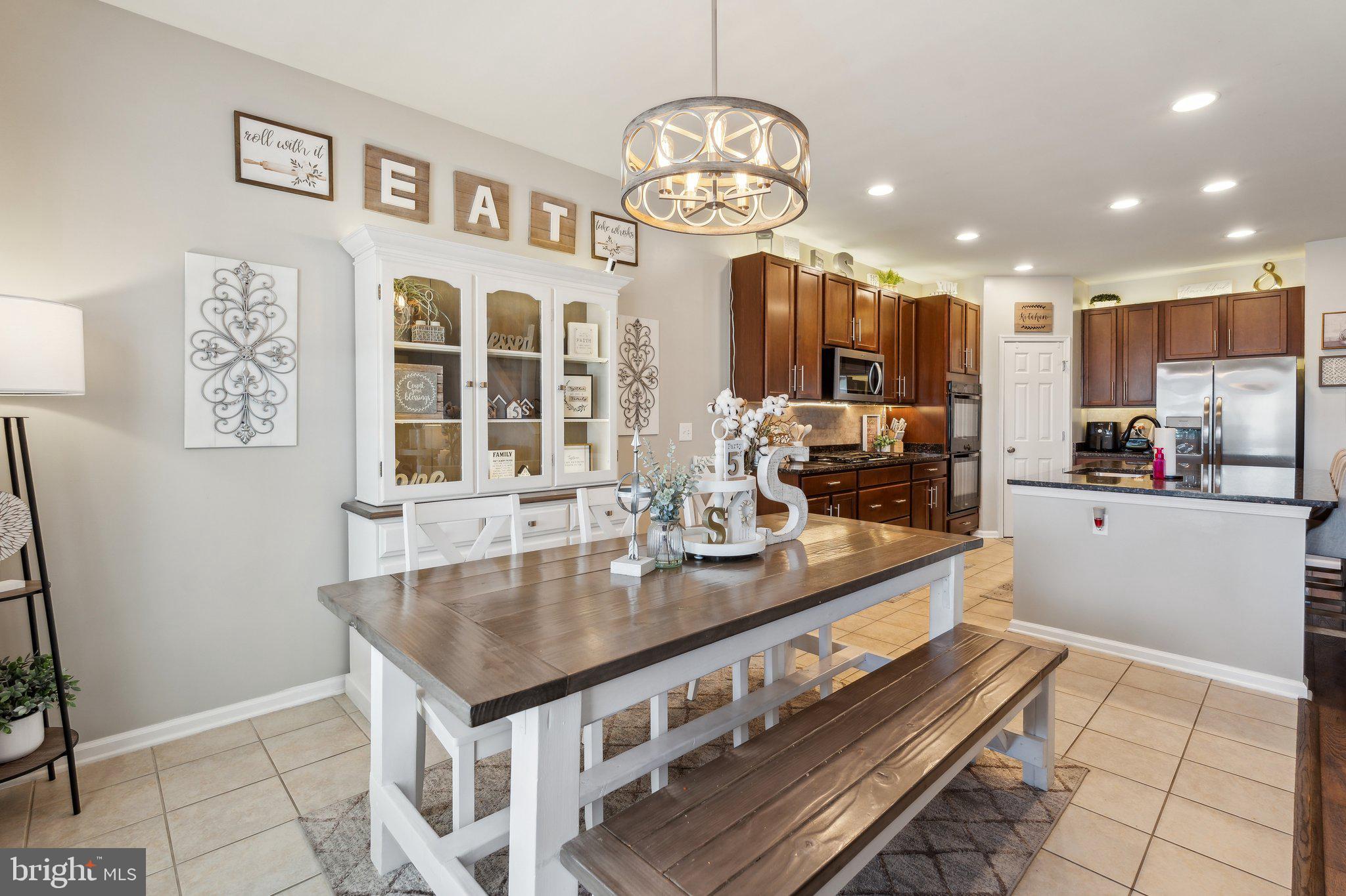 STAFFORD LAKES VILLAGE - Residential