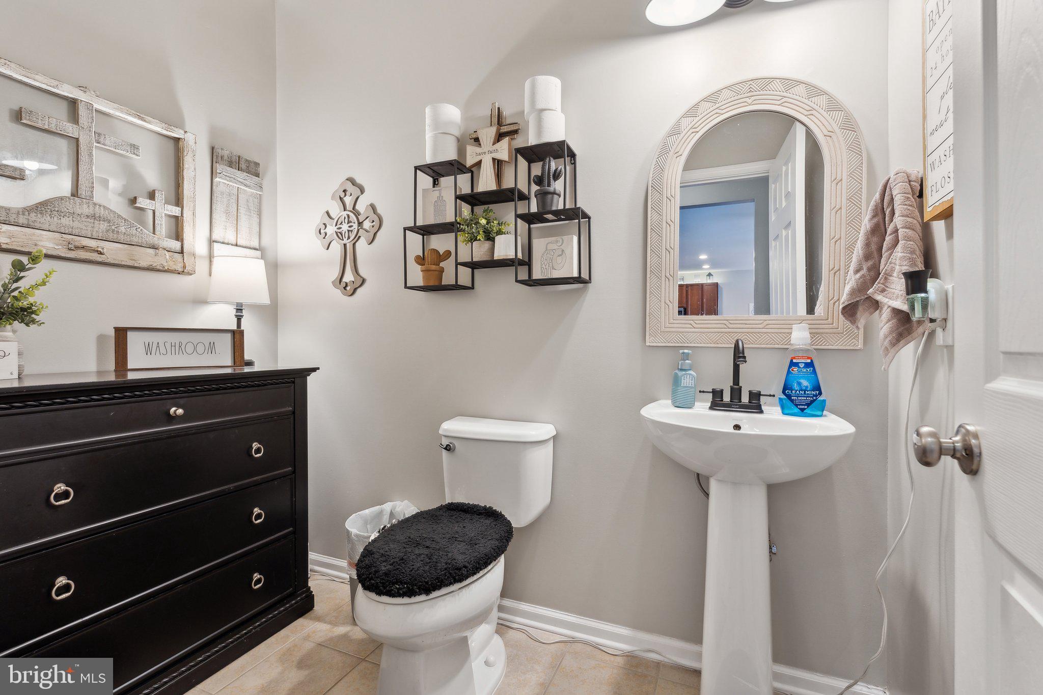 STAFFORD LAKES VILLAGE - Residential