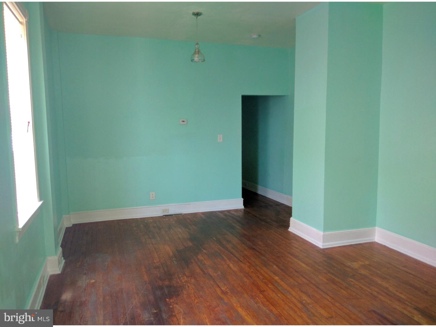 PORT RICHMOND - Residential Lease
