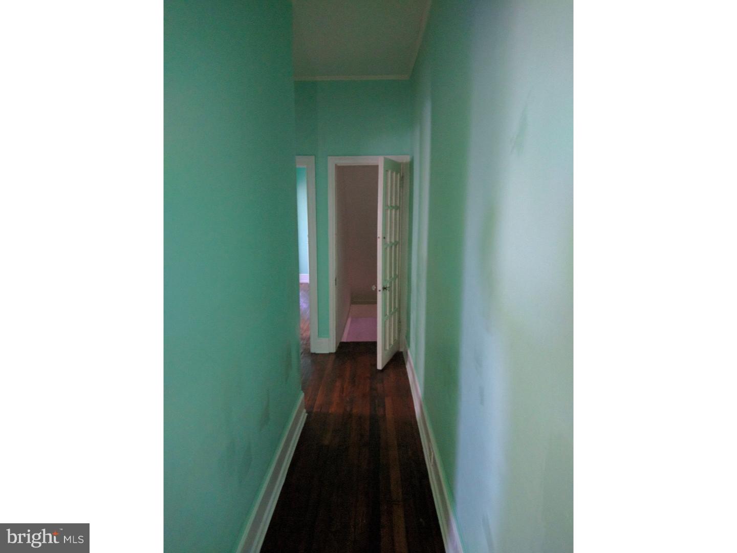 PORT RICHMOND - Residential Lease