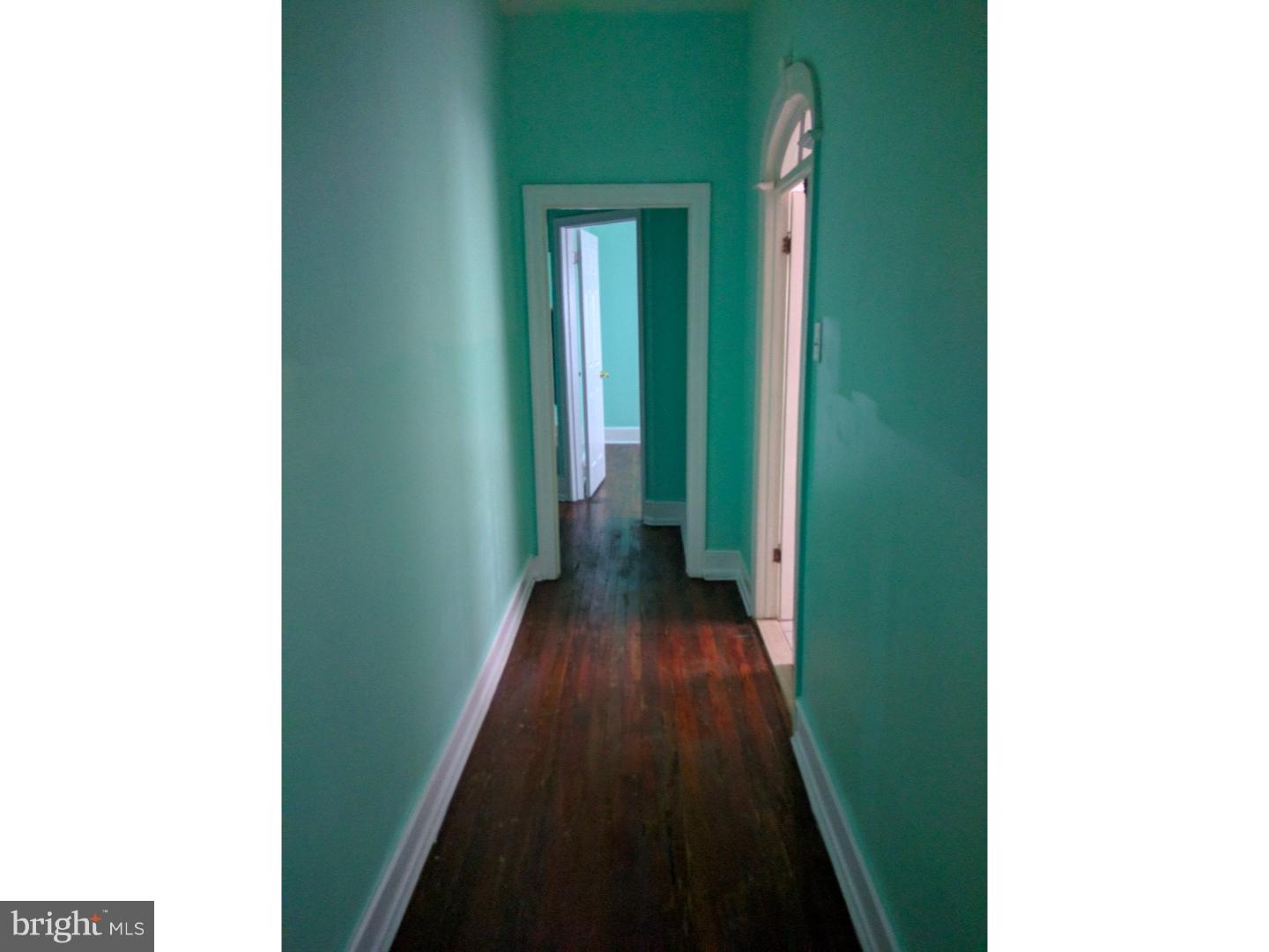 PORT RICHMOND - Residential Lease