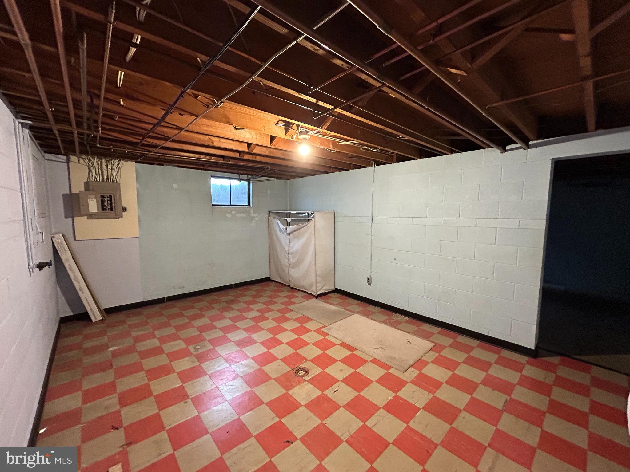 RED LION - Residential