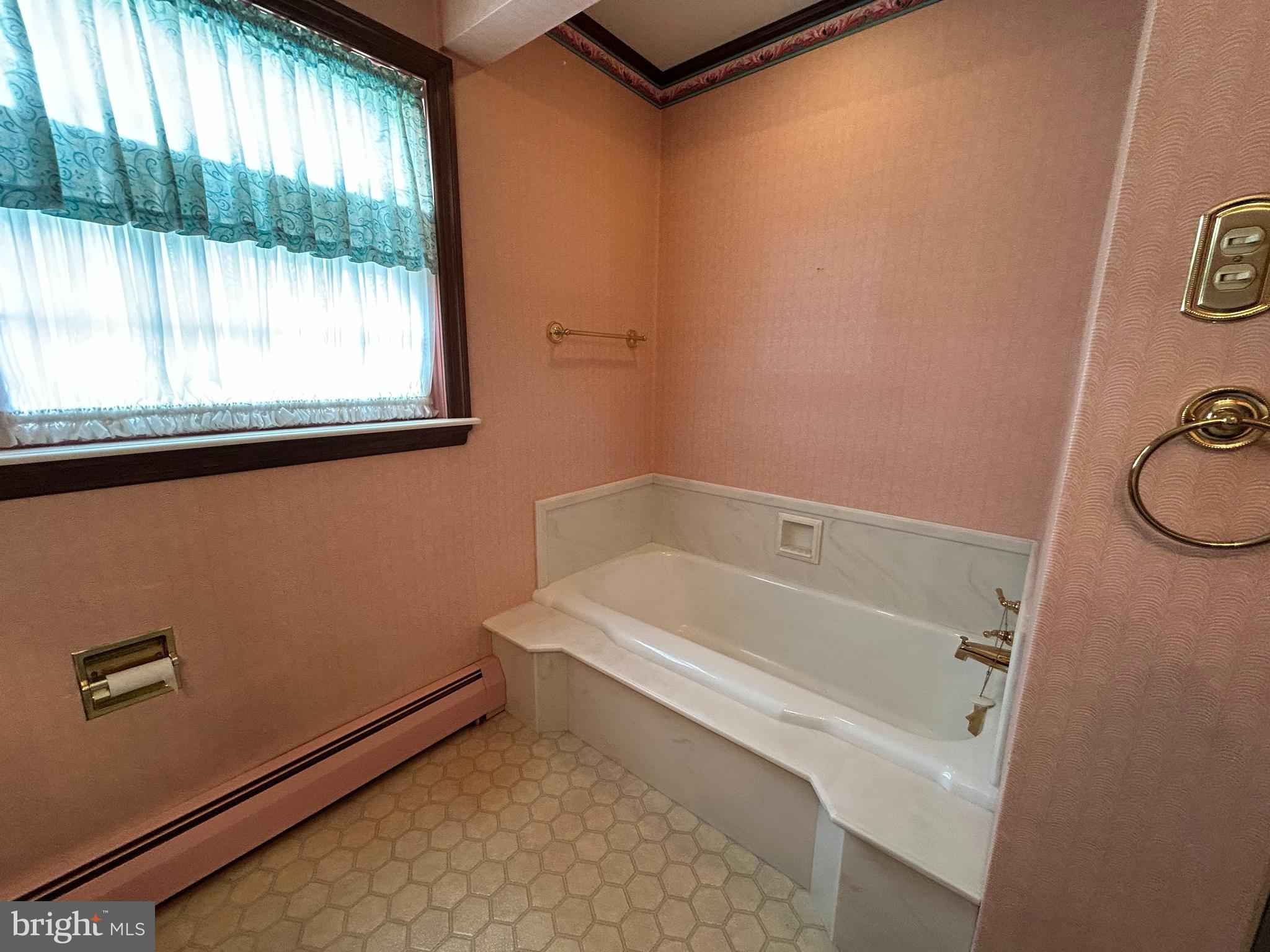 RED LION - Residential