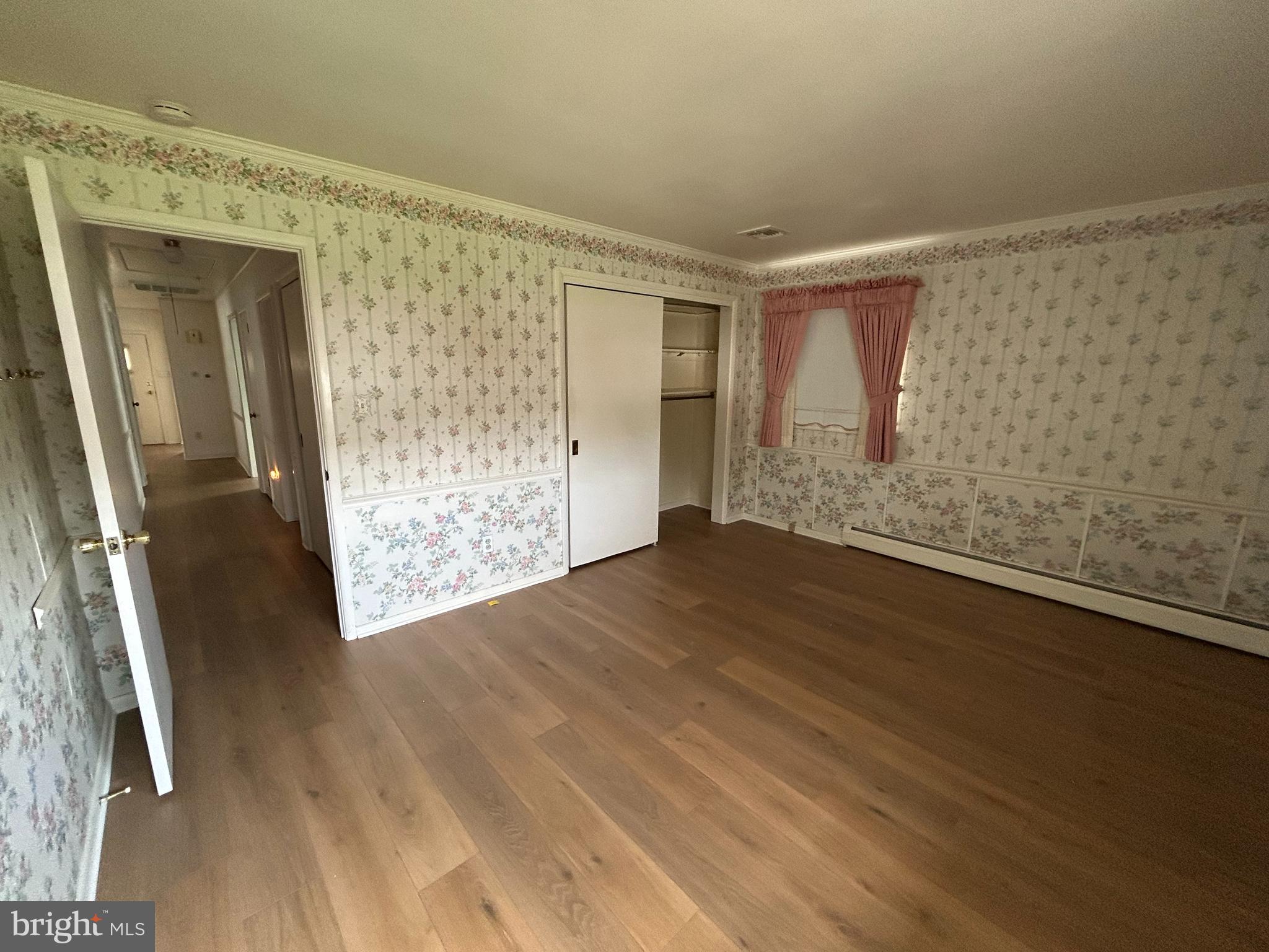 RED LION - Residential