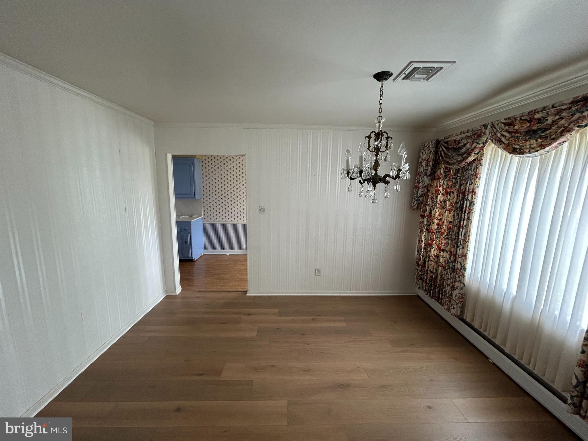 RED LION - Residential