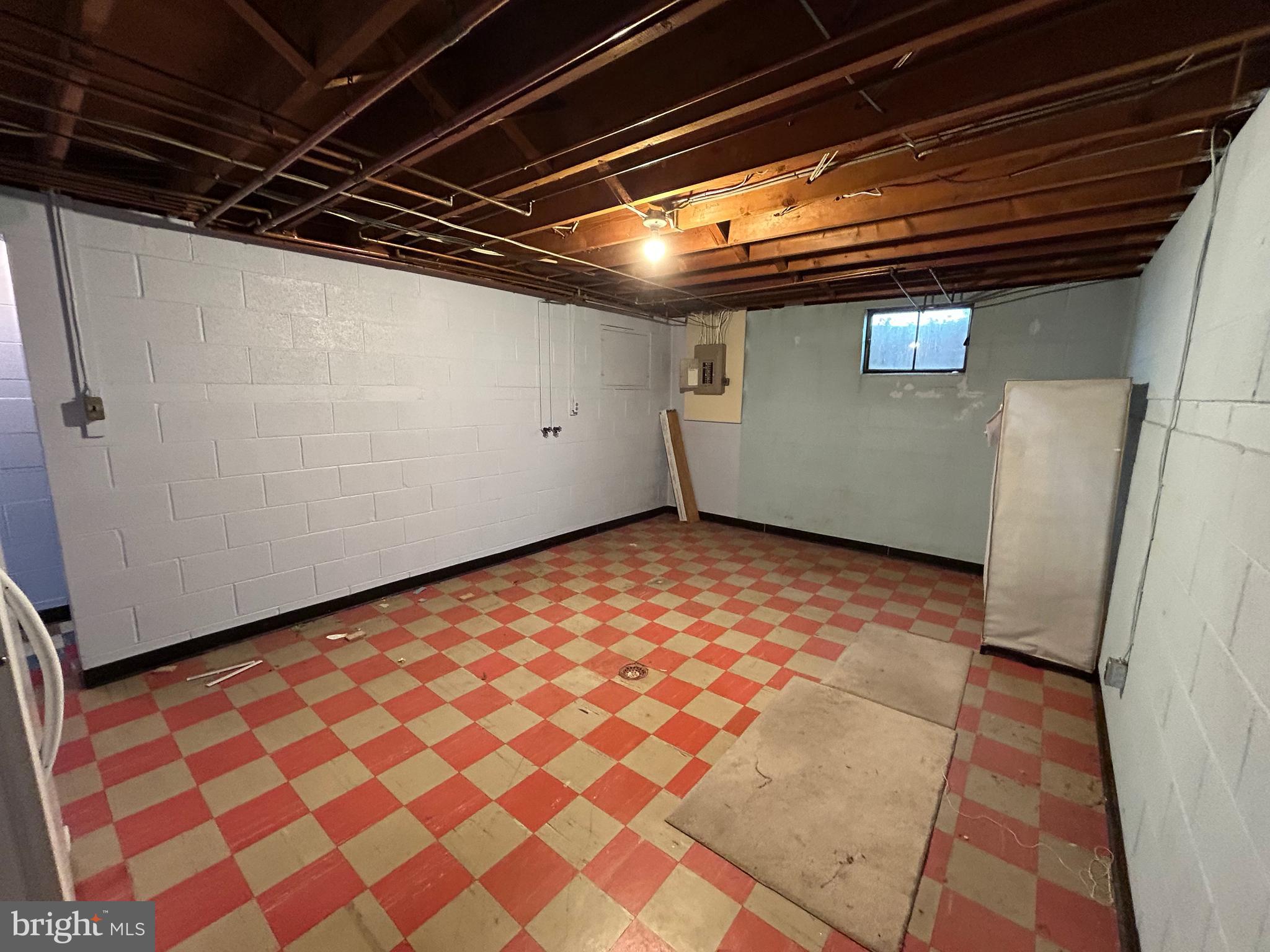 RED LION - Residential