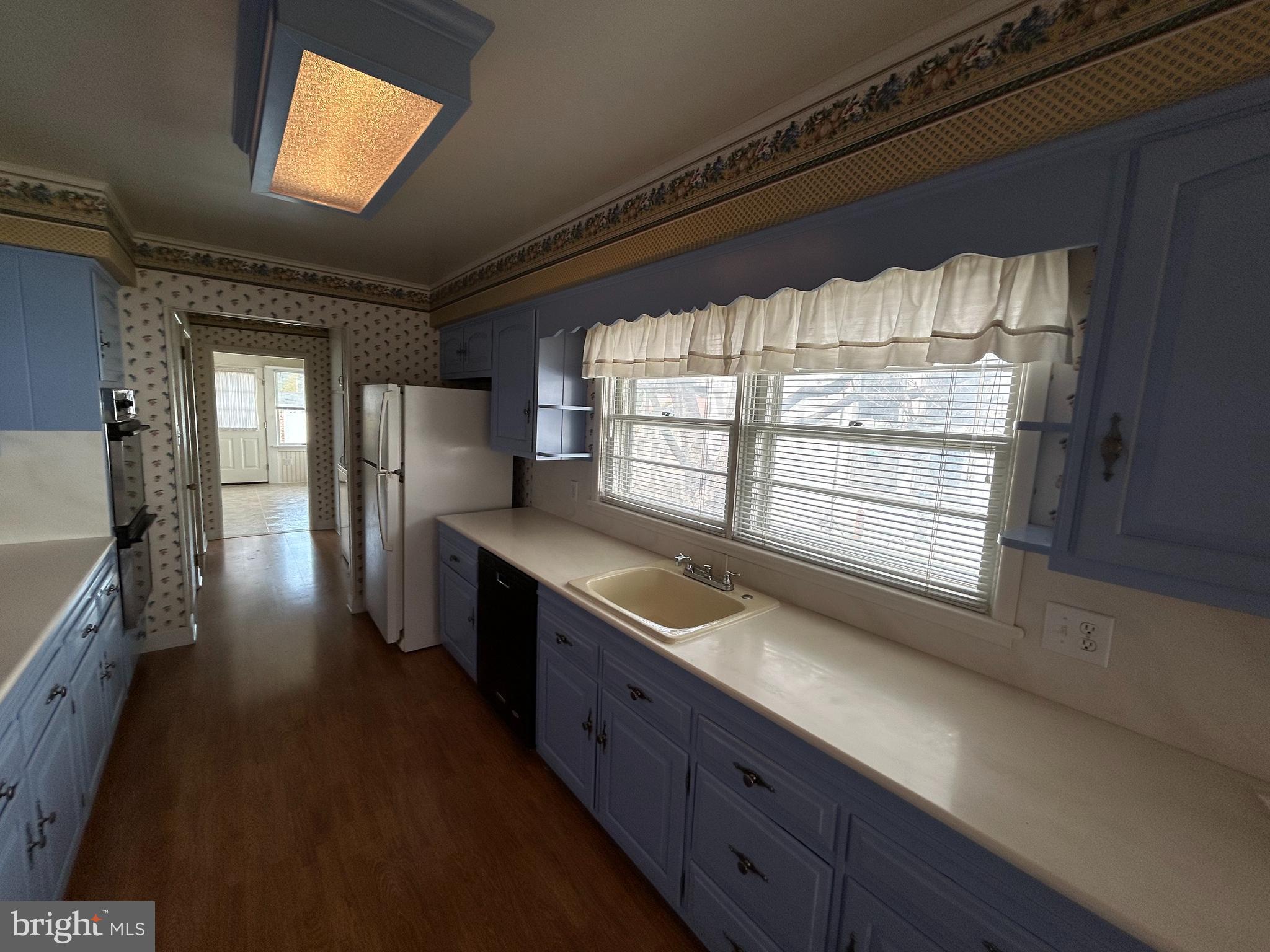 RED LION - Residential