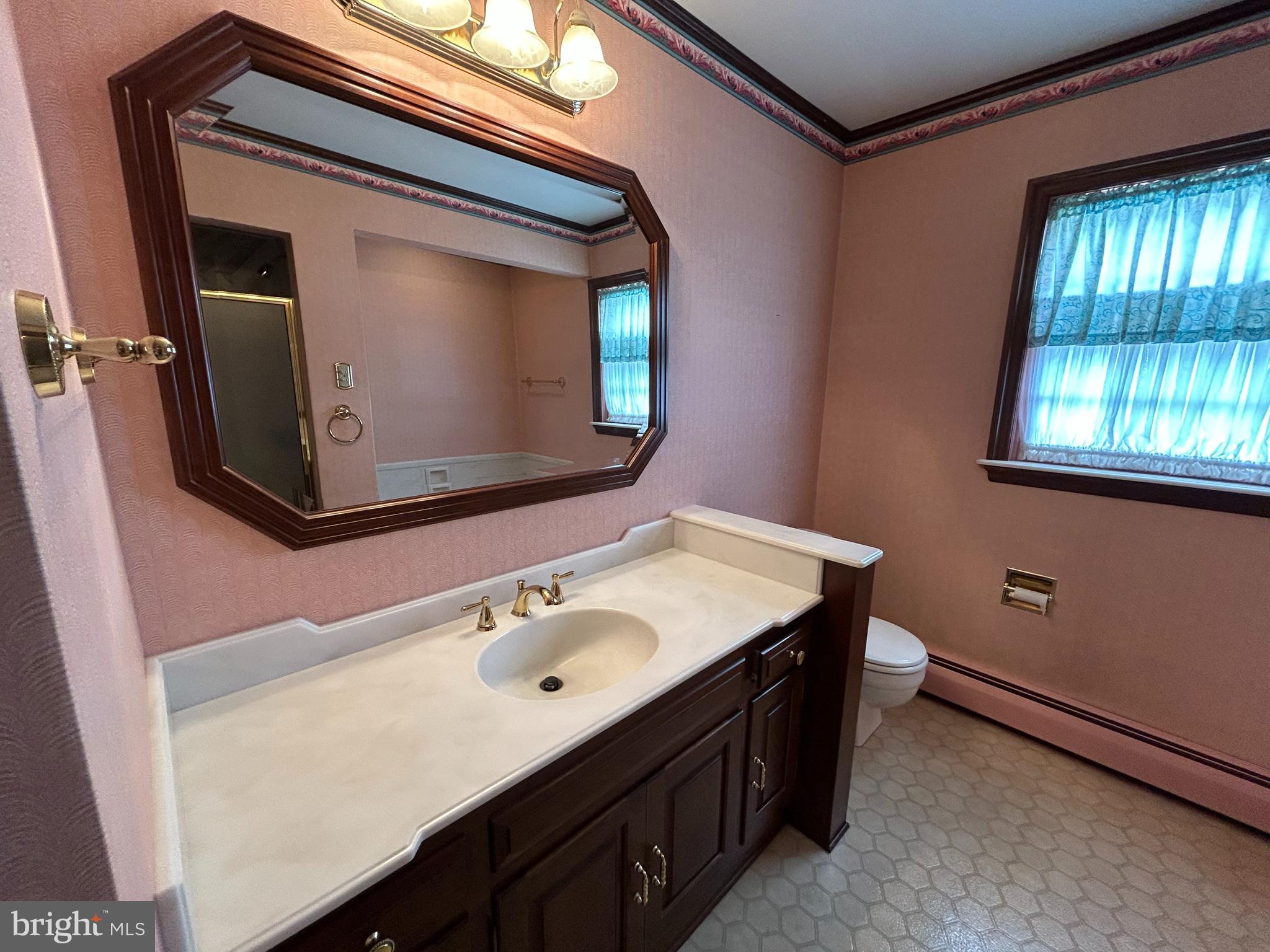 RED LION - Residential