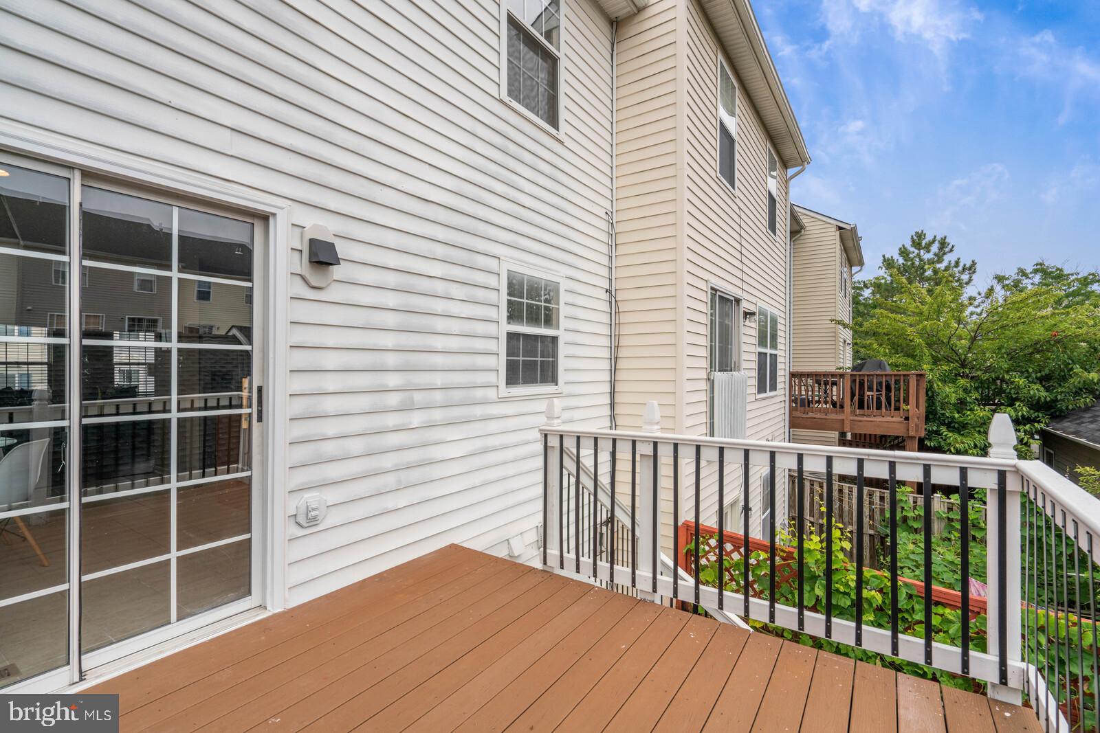 GROVEWOOD - Residential