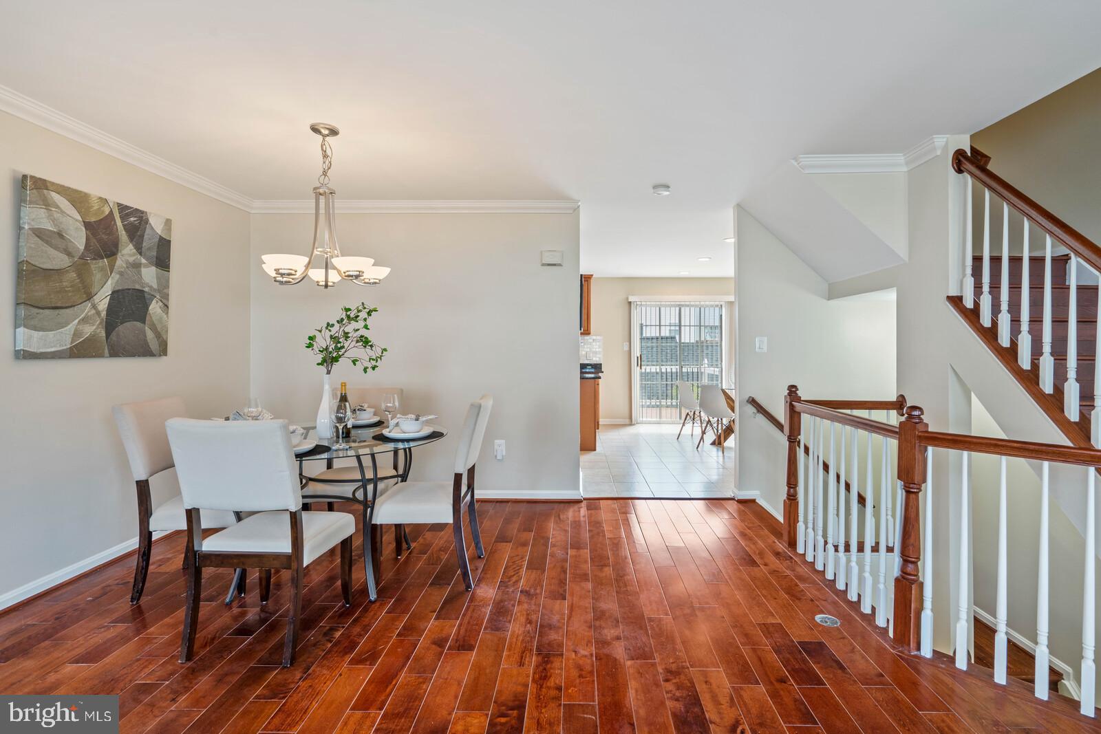 GROVEWOOD - Residential