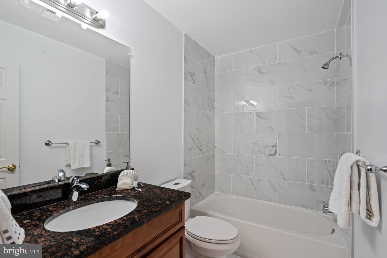 GROVEWOOD - Residential