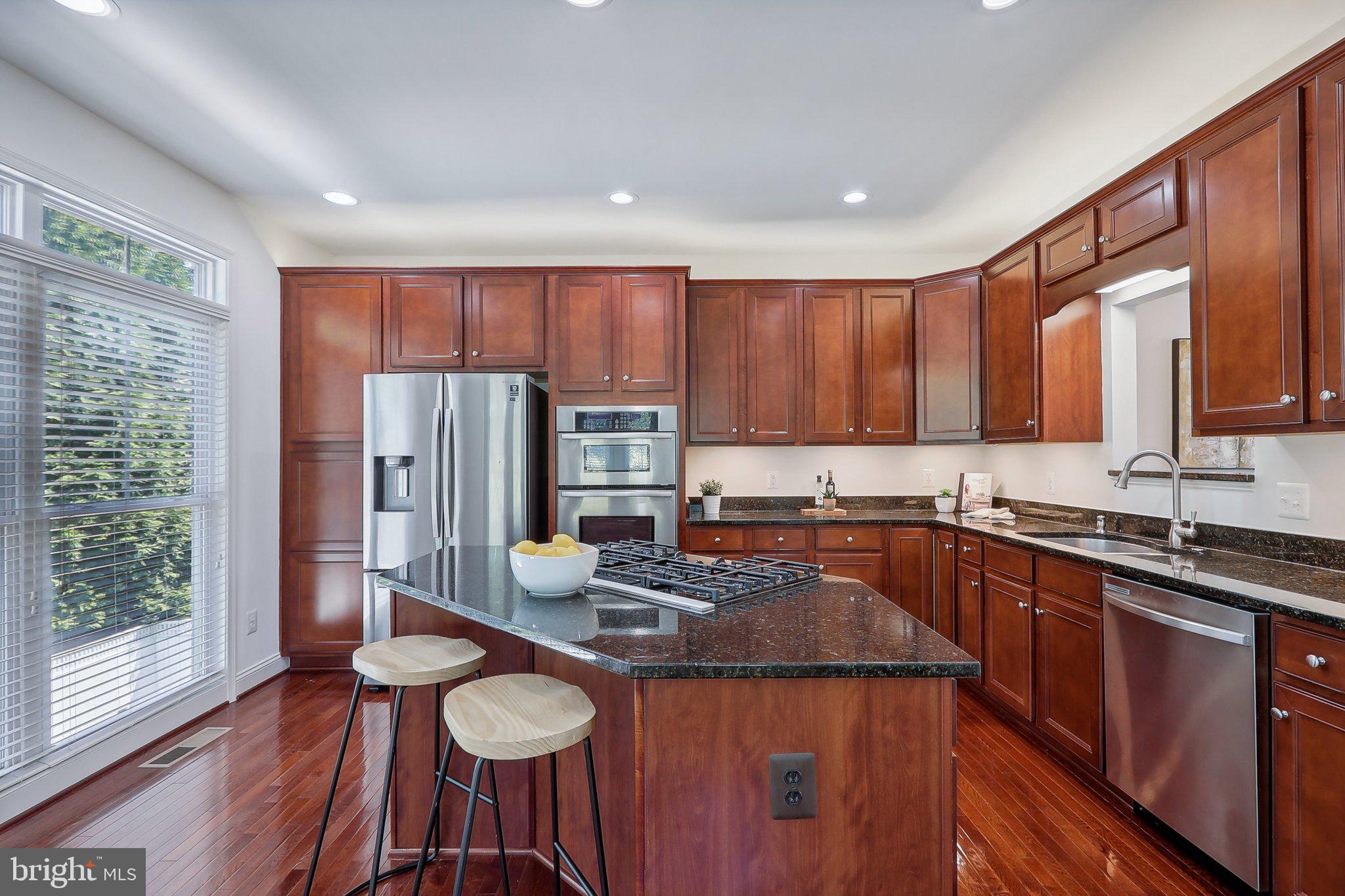 FONTAINE AT PRESIDENTS - Residential