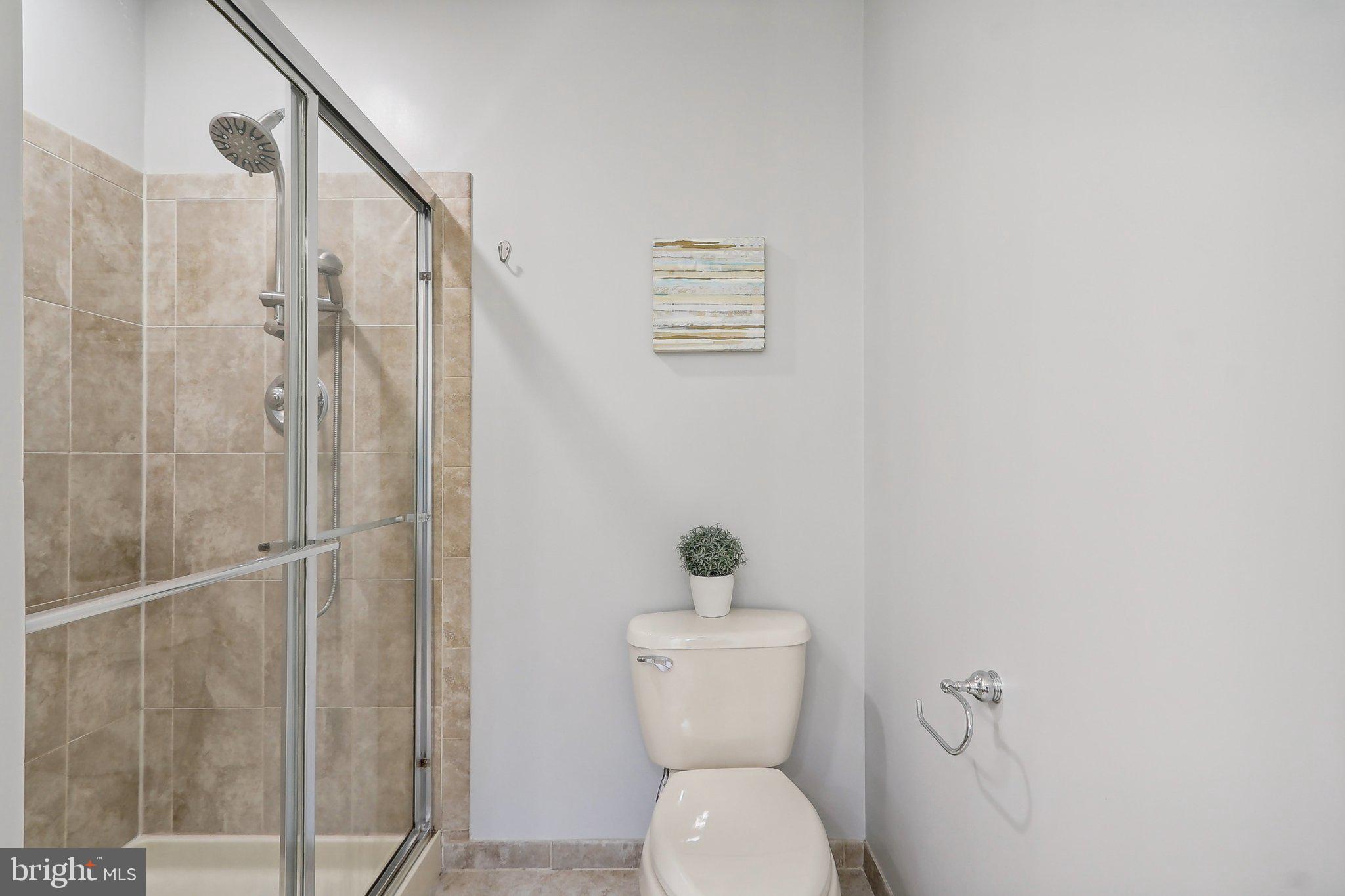 FONTAINE AT PRESIDENTS - Residential