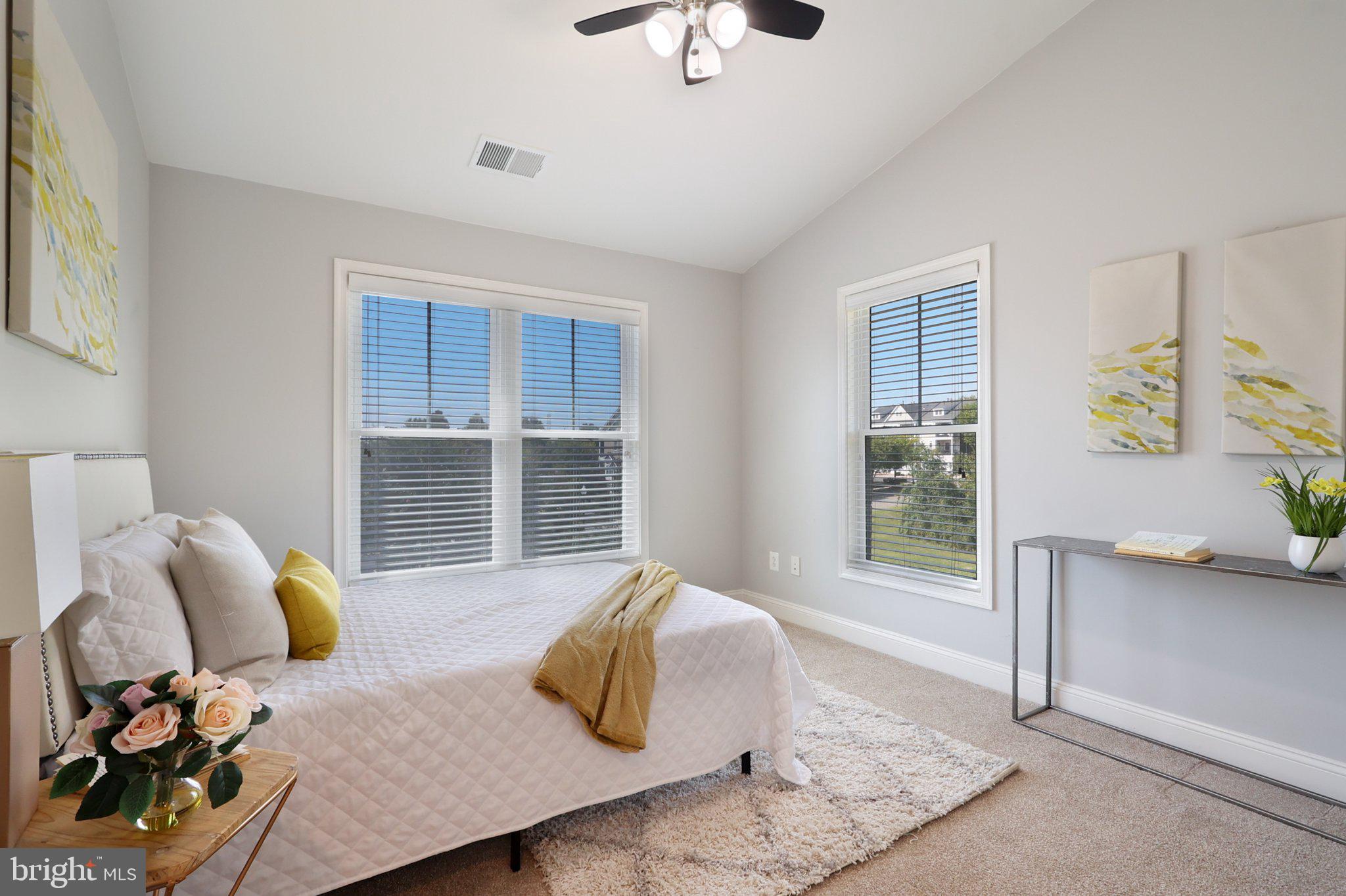 FONTAINE AT PRESIDENTS - Residential