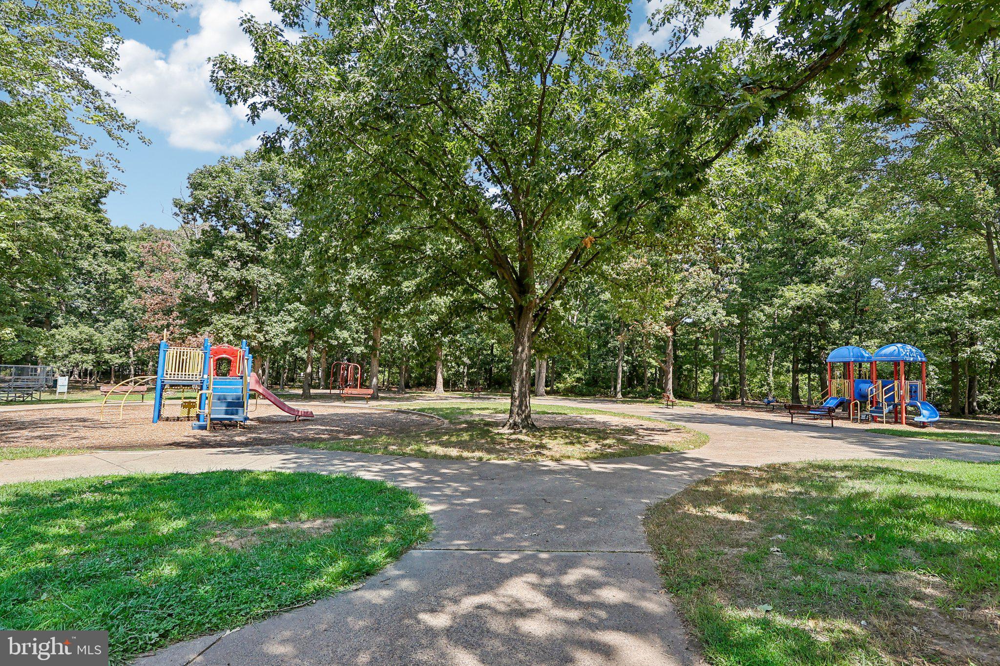 FONTAINE AT PRESIDENTS - Residential