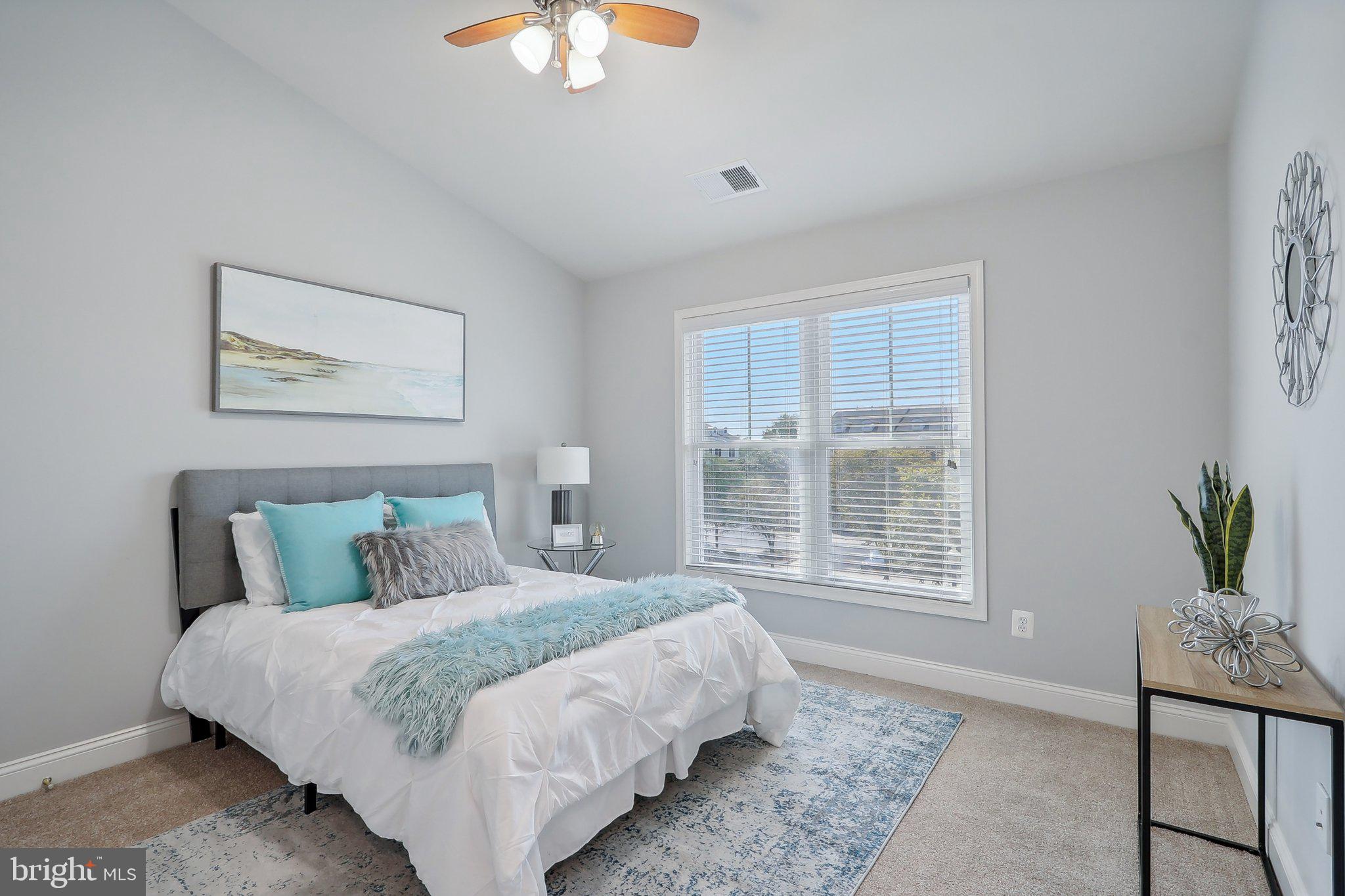 FONTAINE AT PRESIDENTS - Residential