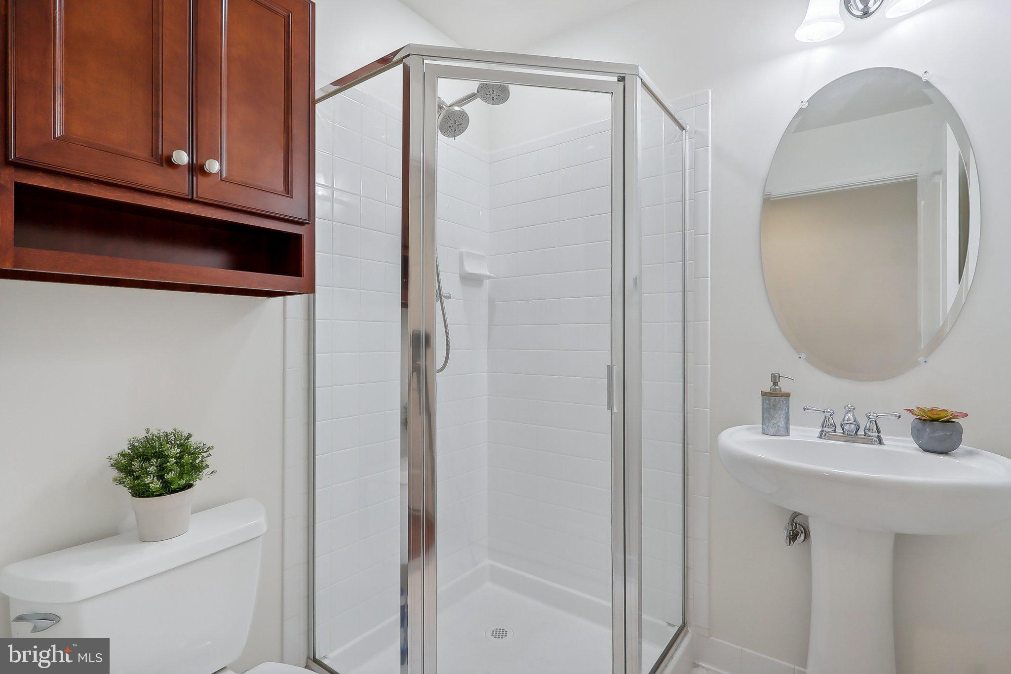 FONTAINE AT PRESIDENTS - Residential