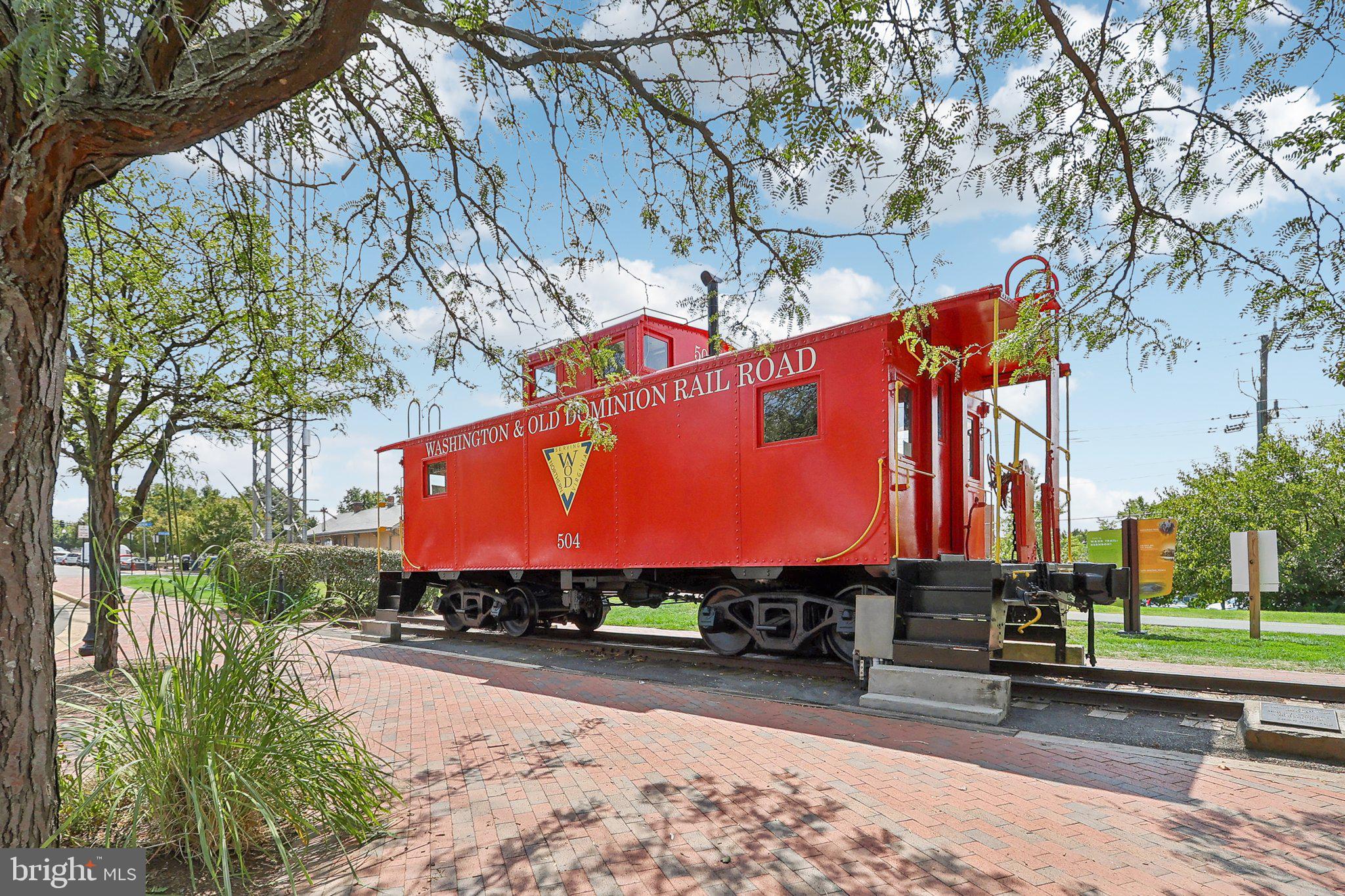 FONTAINE AT PRESIDENTS - Residential