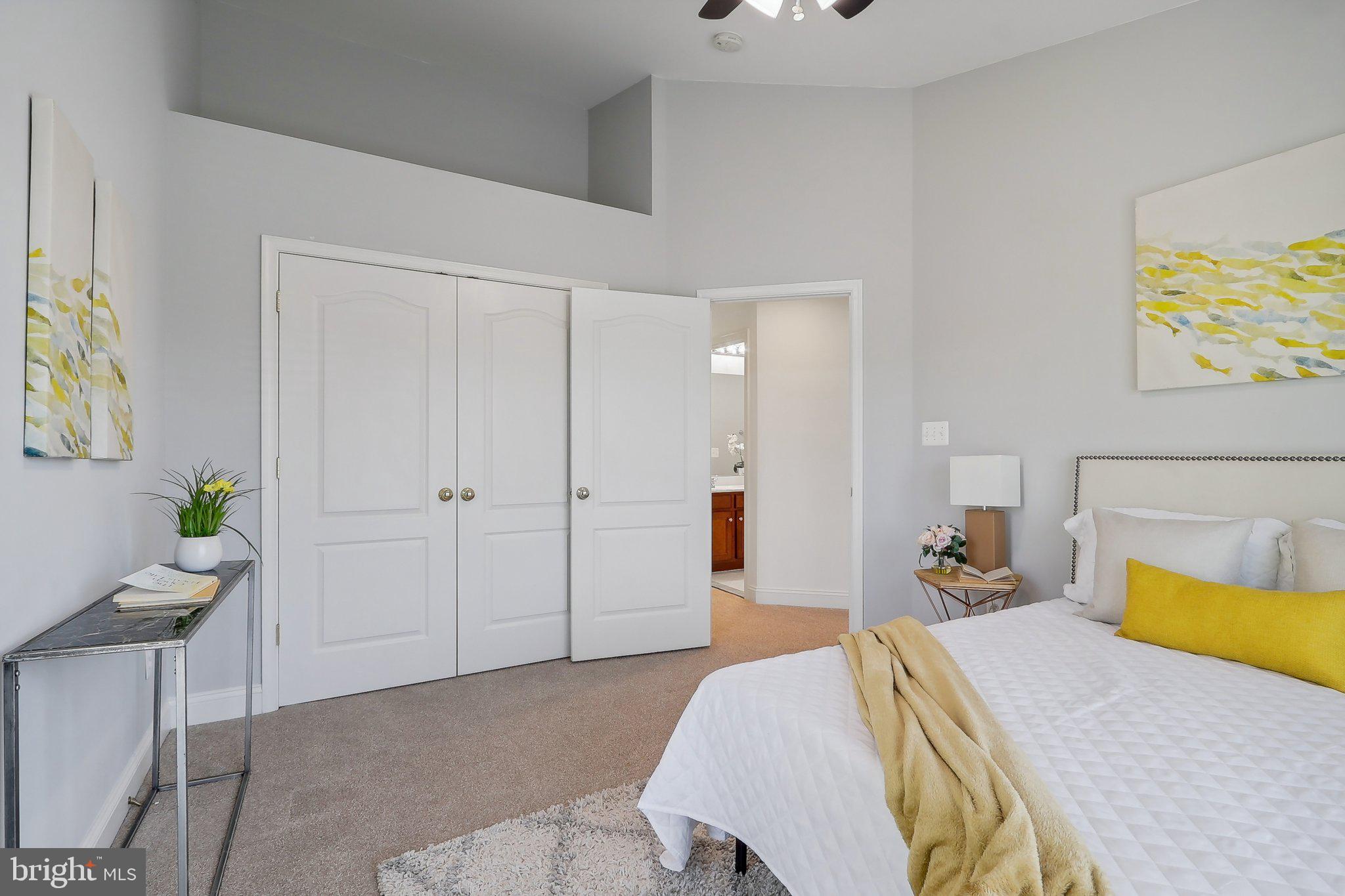 FONTAINE AT PRESIDENTS - Residential