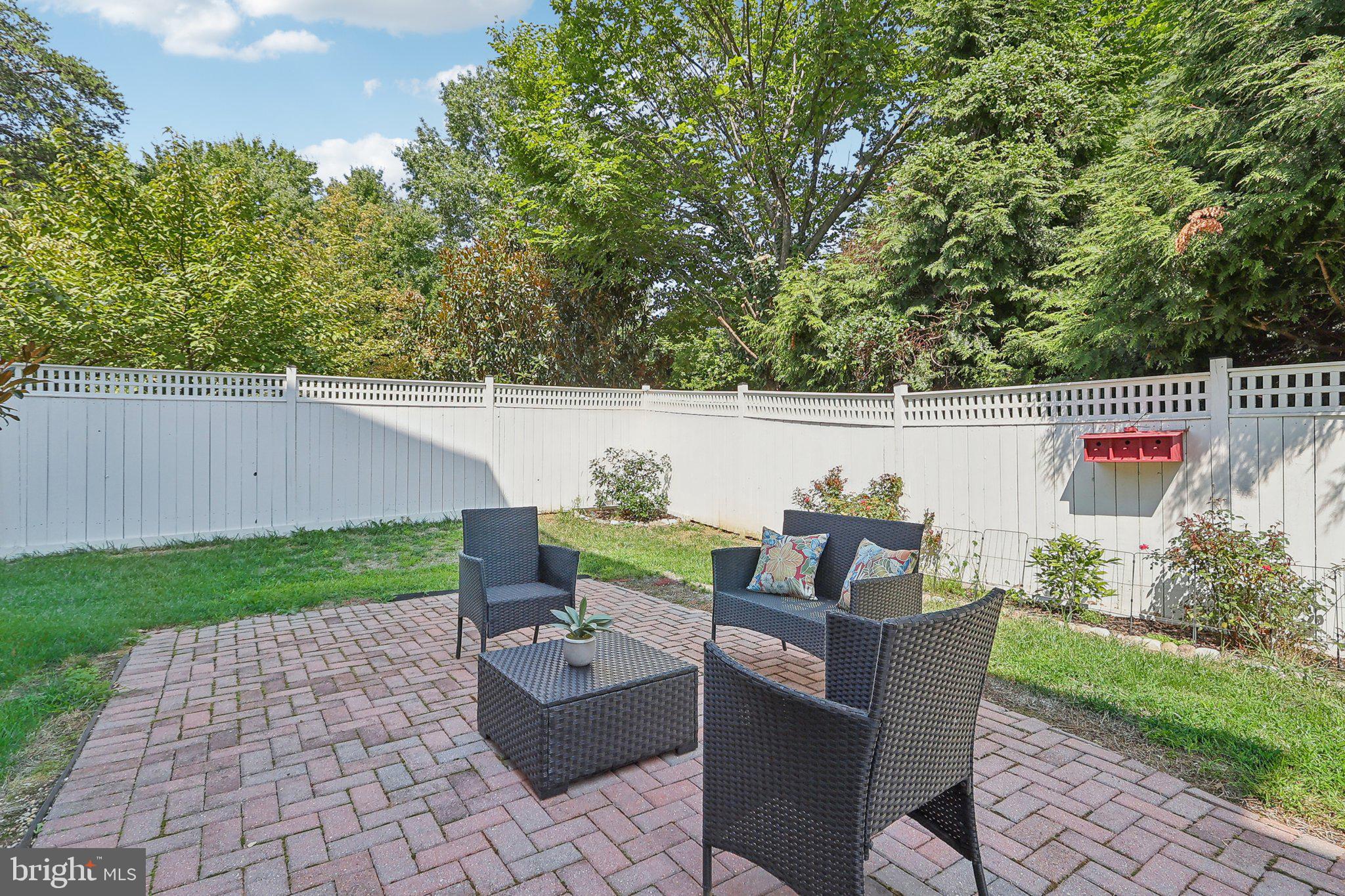 FONTAINE AT PRESIDENTS - Residential