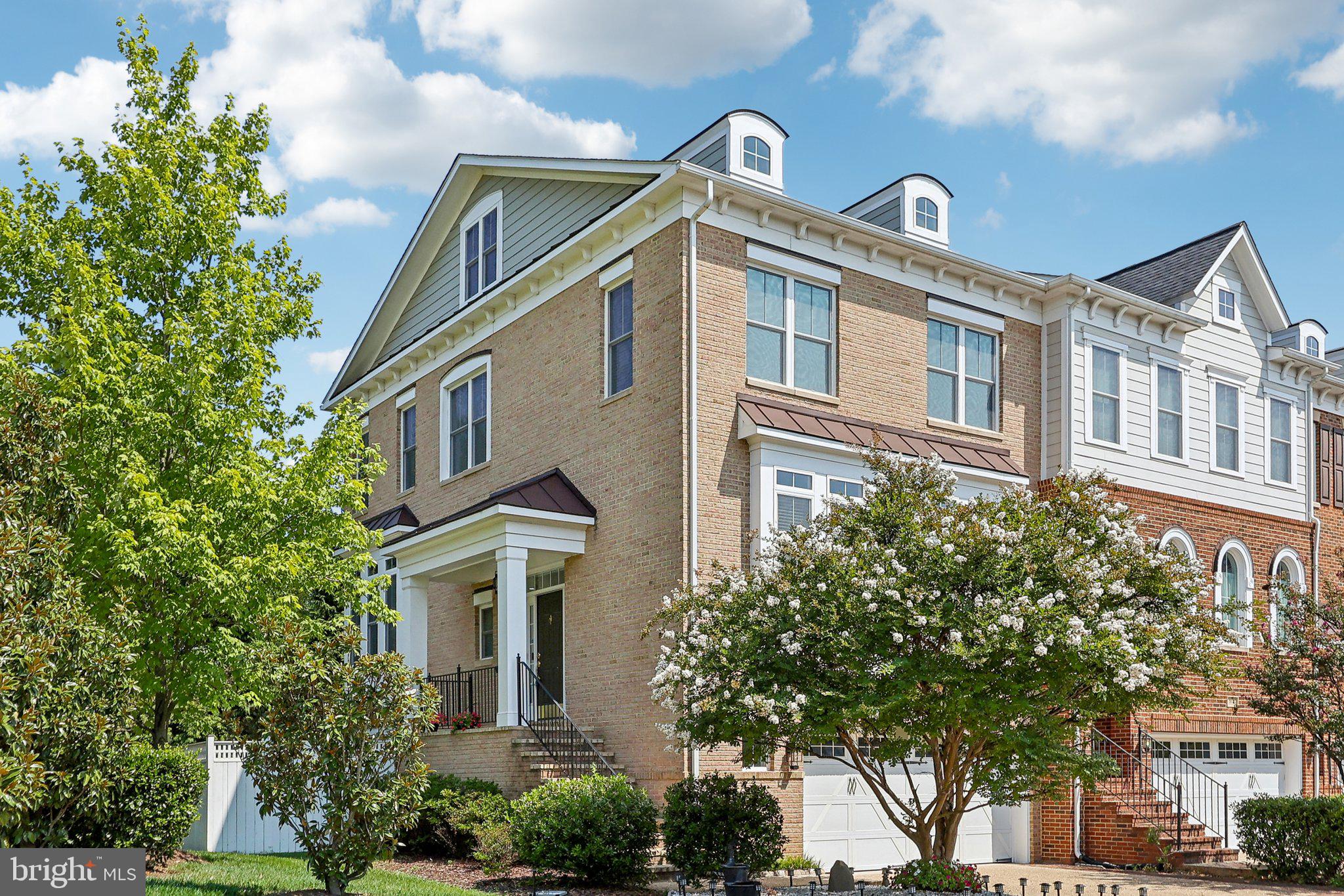 FONTAINE AT PRESIDENTS - Residential