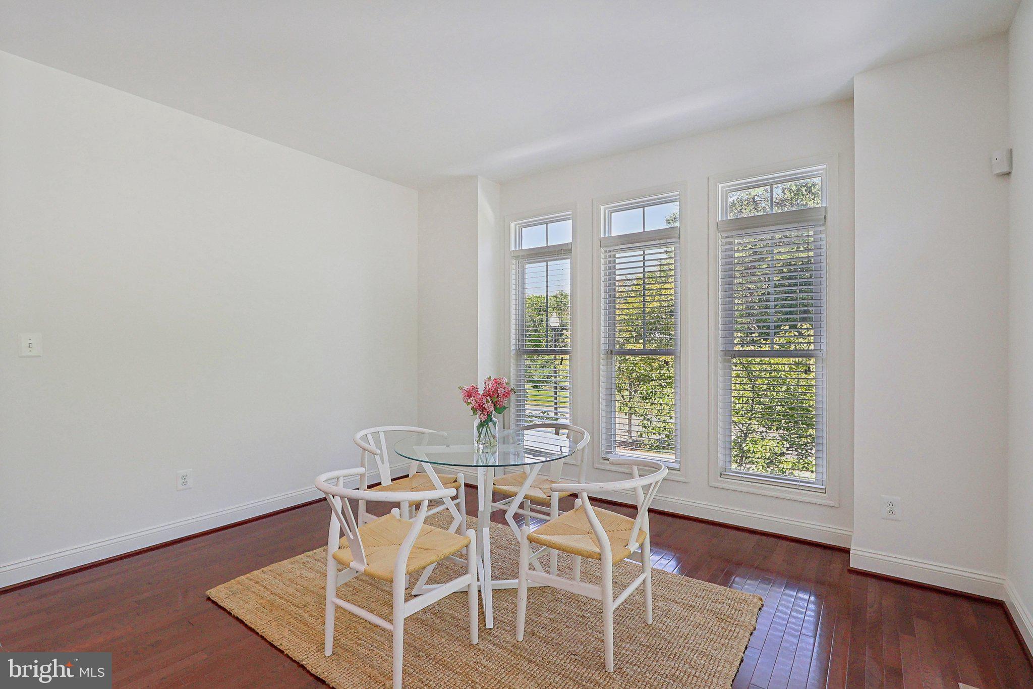 FONTAINE AT PRESIDENTS - Residential