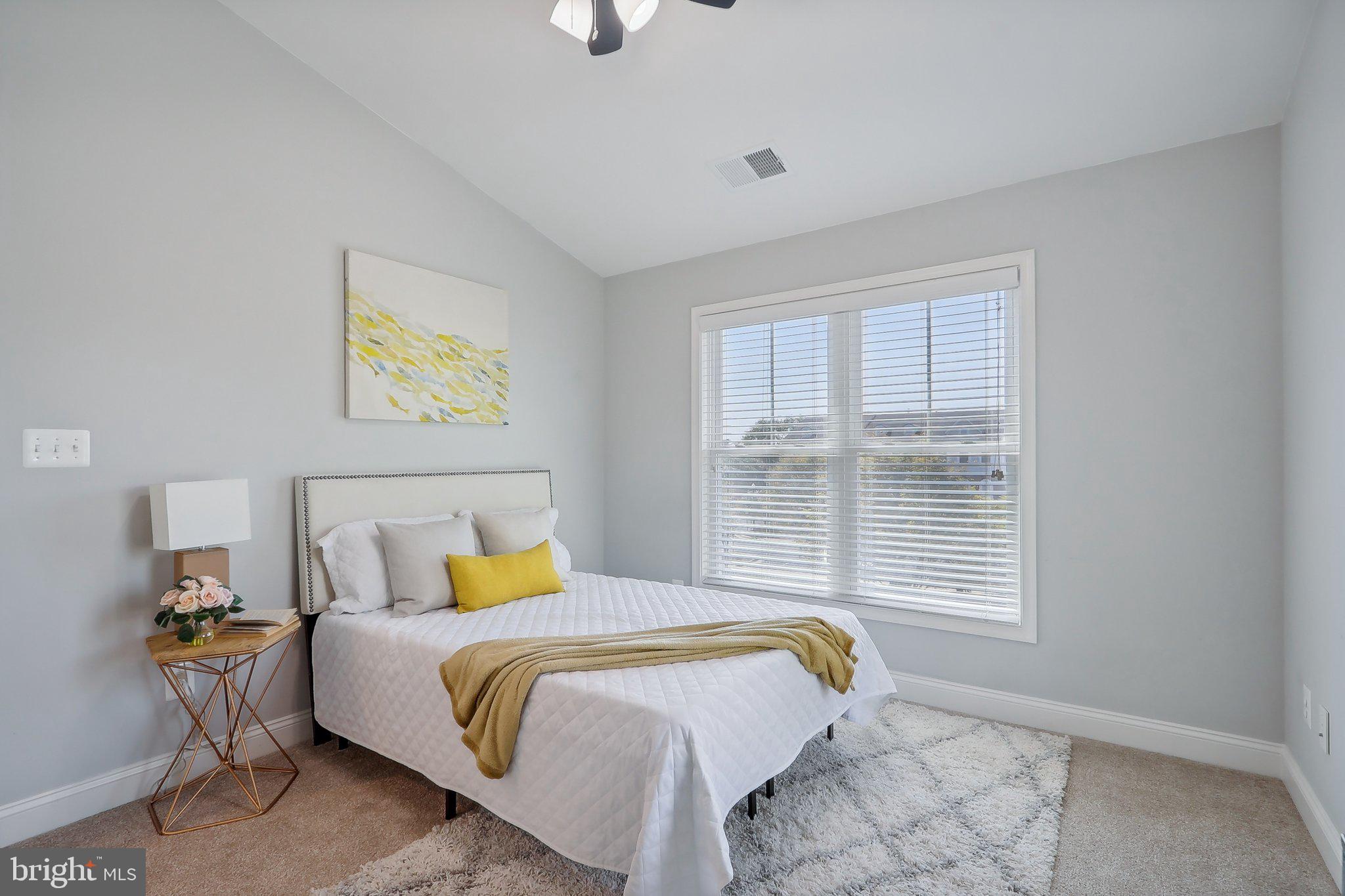 FONTAINE AT PRESIDENTS - Residential