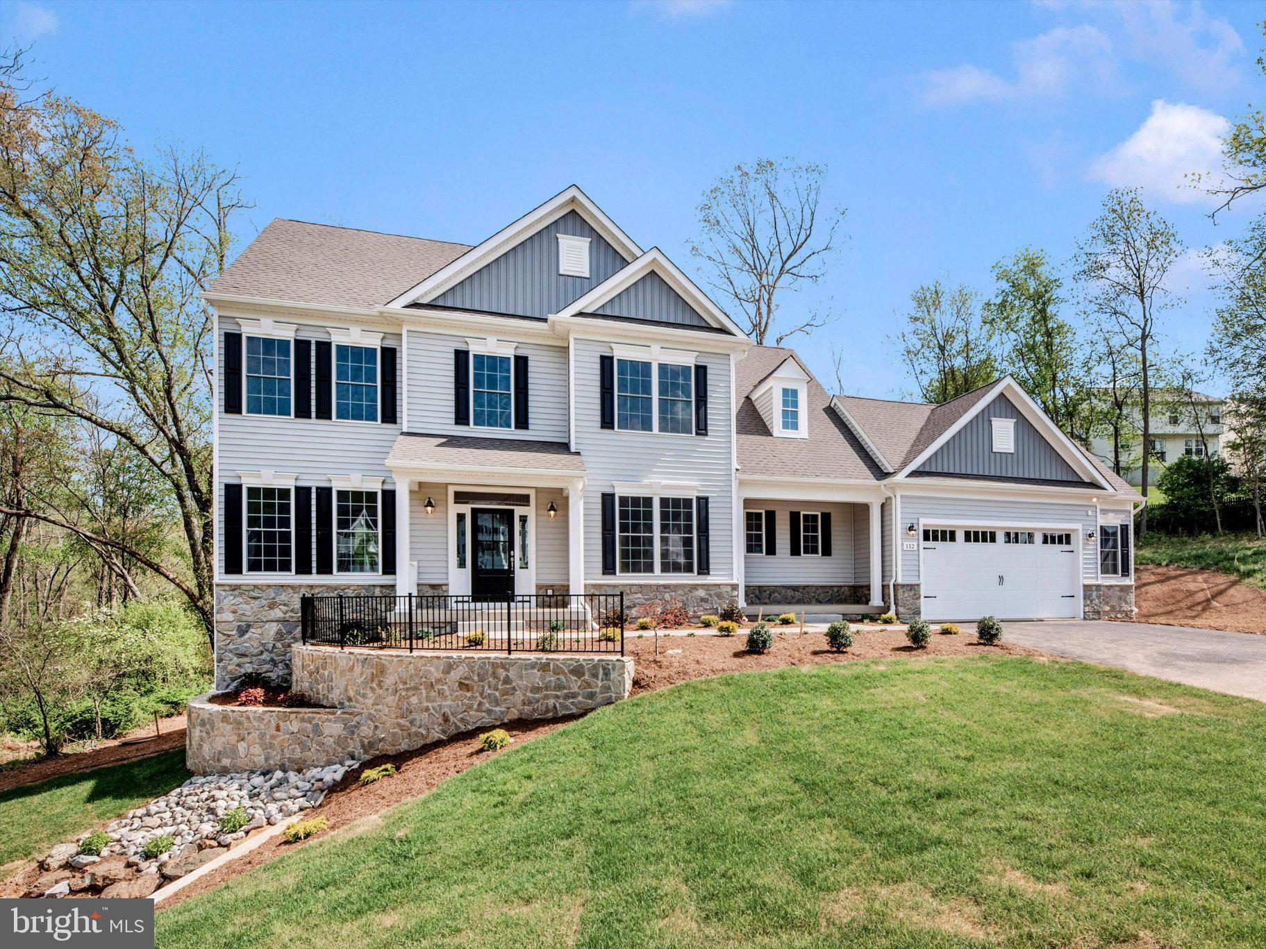 LEGACY FARMS - Residential