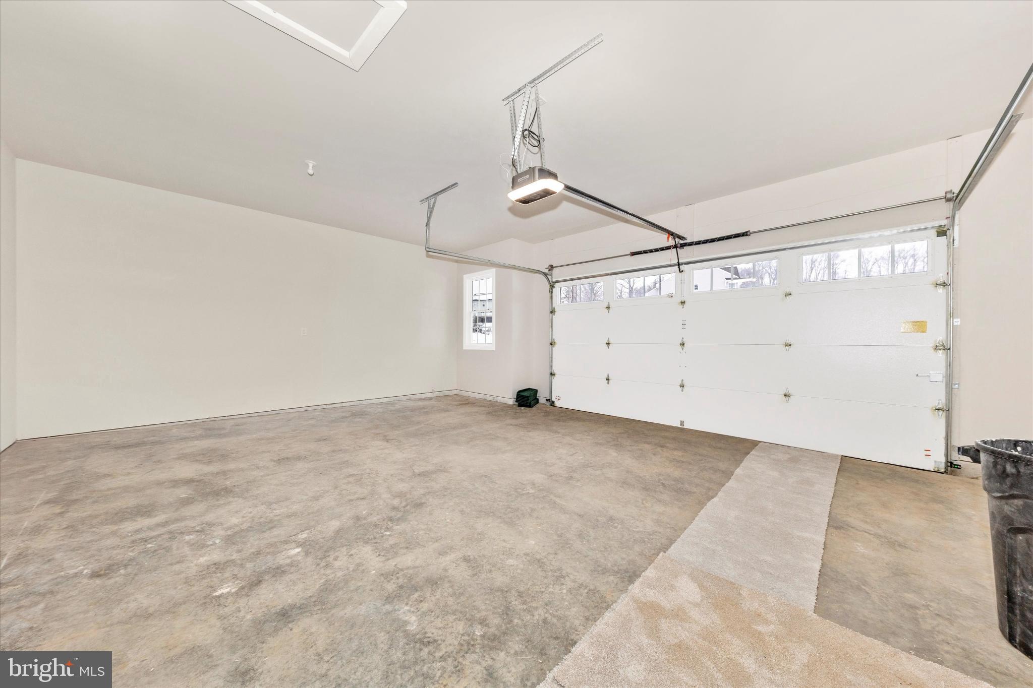 LEGACY FARMS - Residential