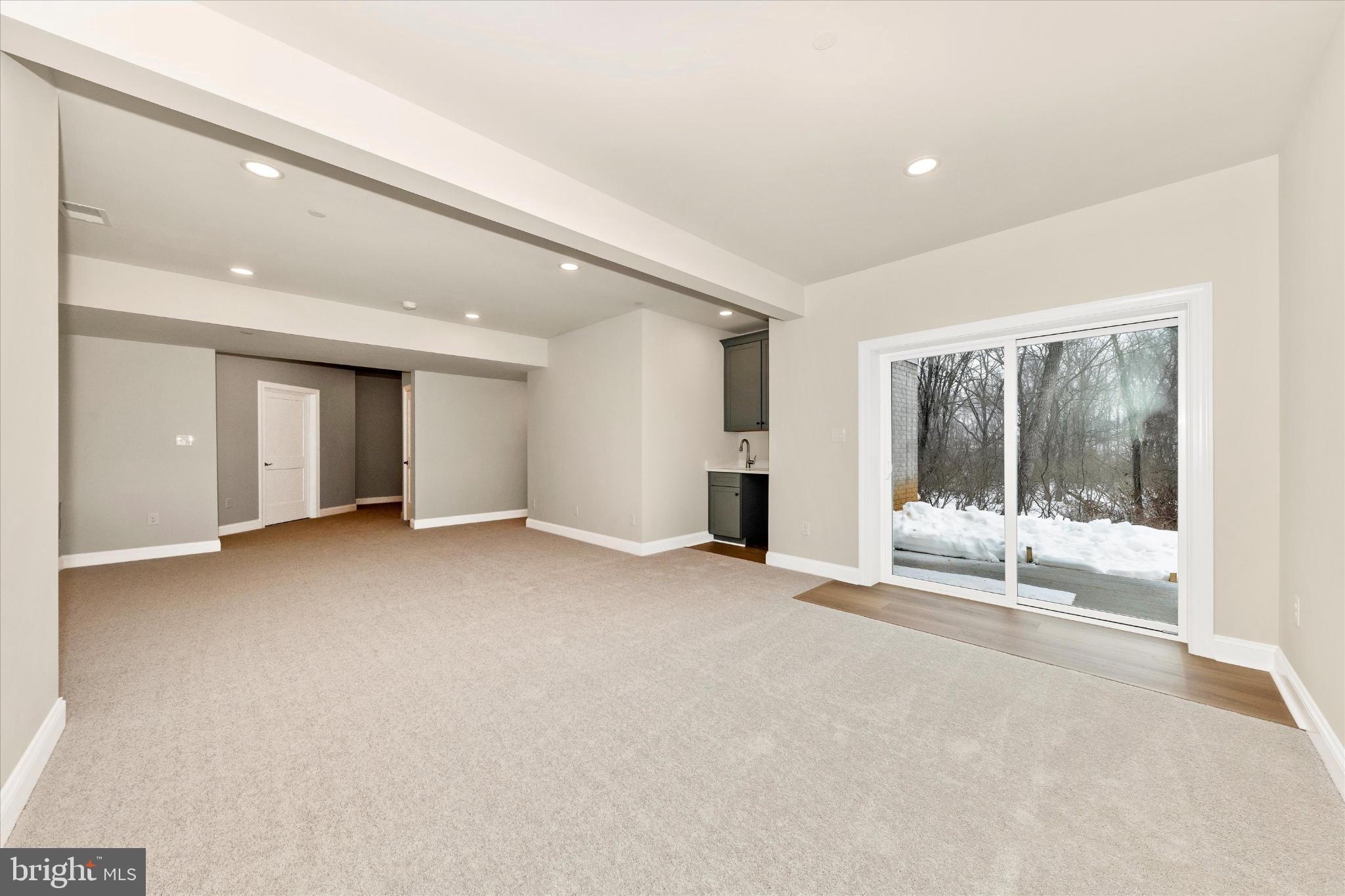 LEGACY FARMS - Residential