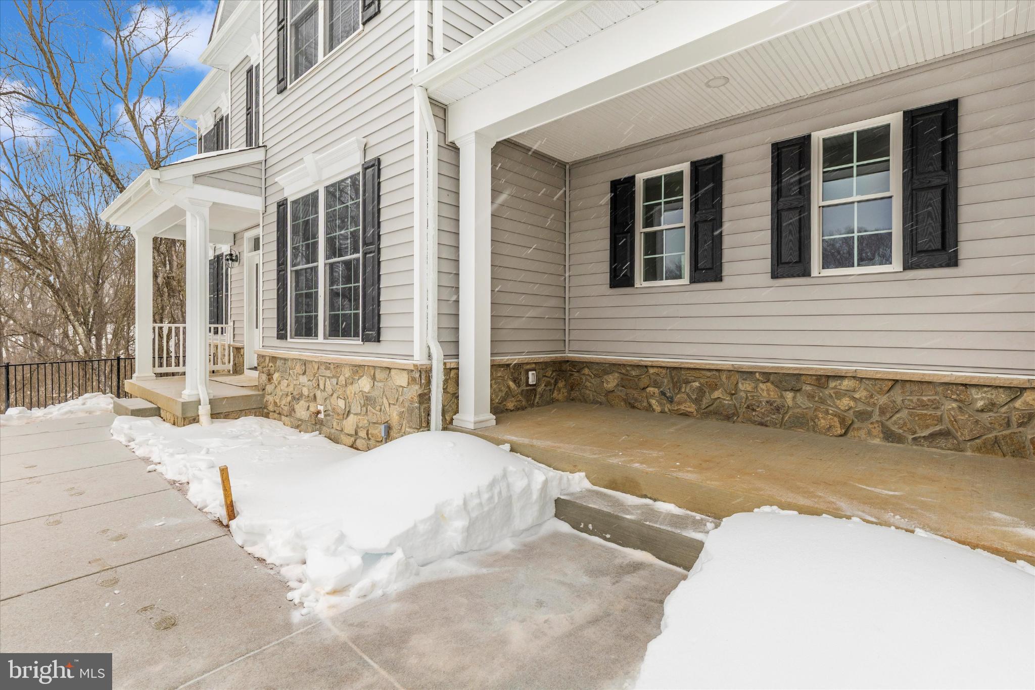 LEGACY FARMS - Residential