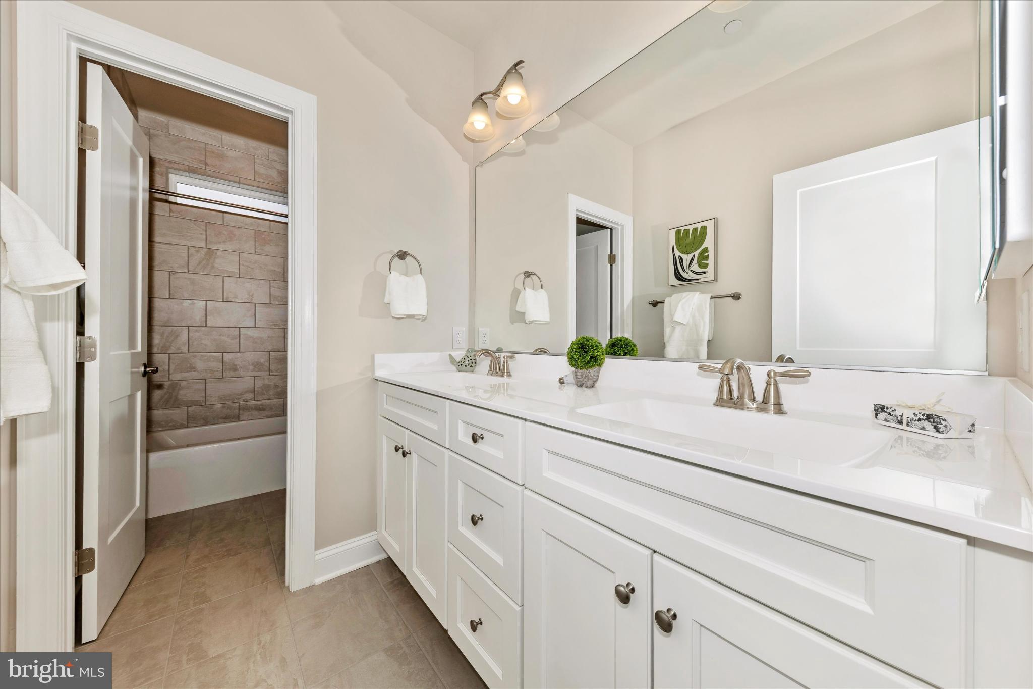 LEGACY FARMS - Residential