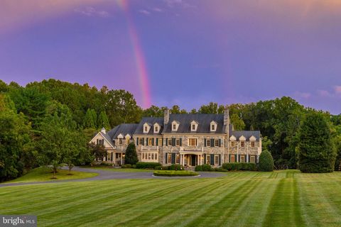 1205 TOWLSTON ROAD GREAT FALLS VA 22066