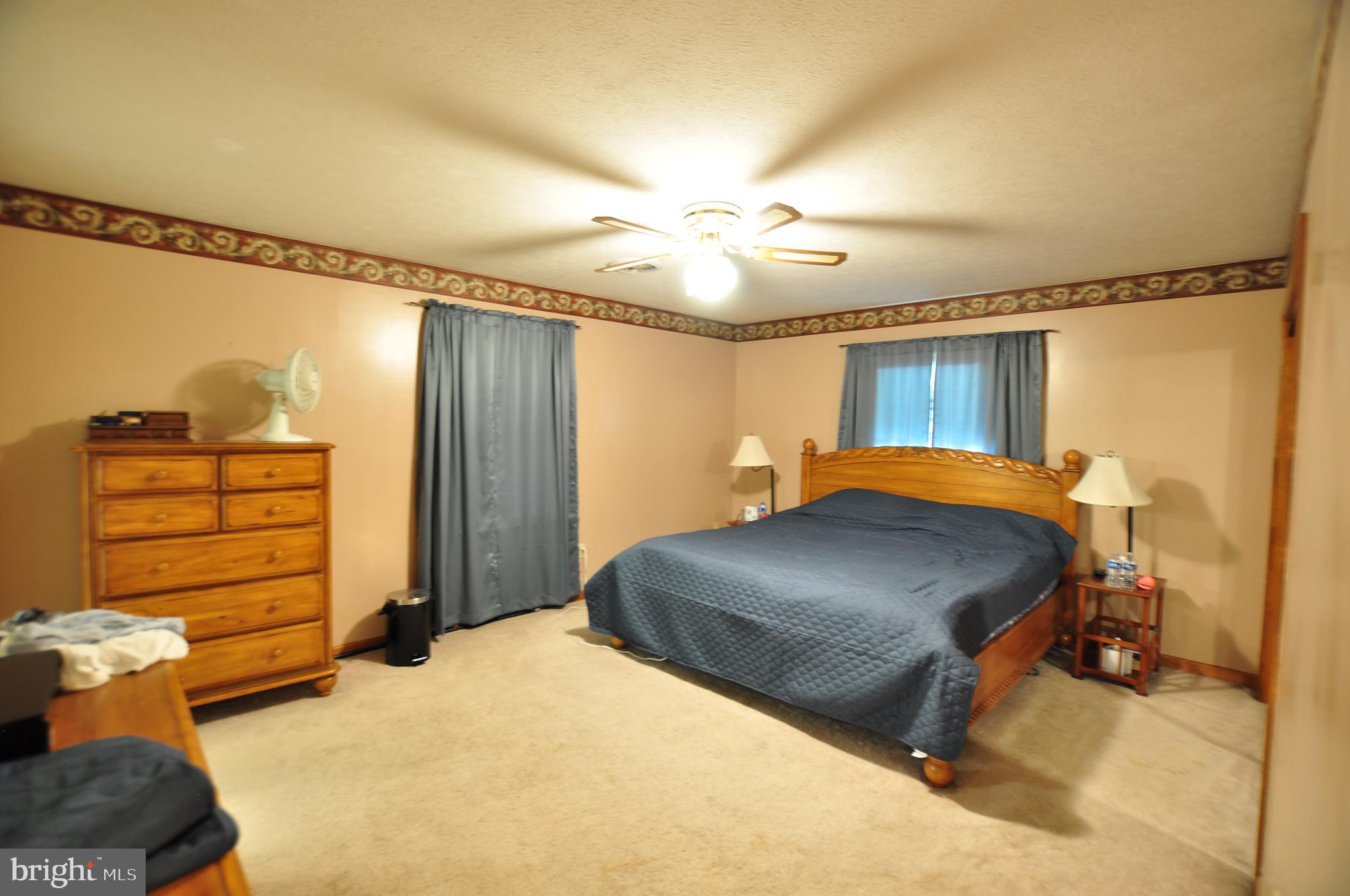 SPRING MILLS FARM - Residential