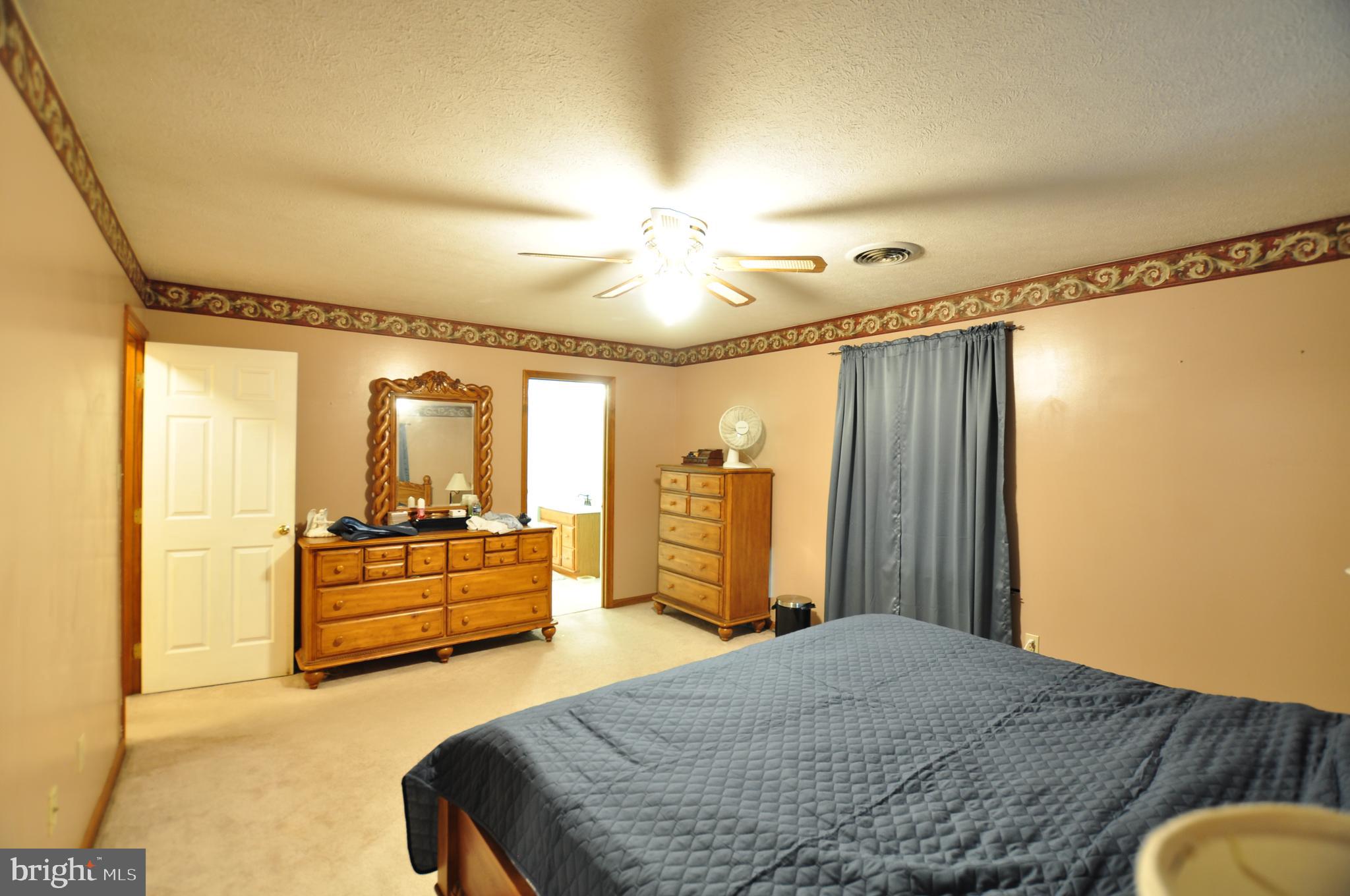 SPRING MILLS FARM - Residential