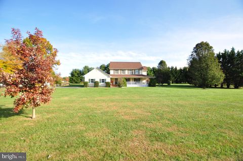 Photo of 347 Irish Lane, MARTINSBURG, WV 25403 (MLS # WVBE2045478) Photo of 347 Irish Lane, MARTINSBURG, WV 25403 (MLS # WVBE2045478)