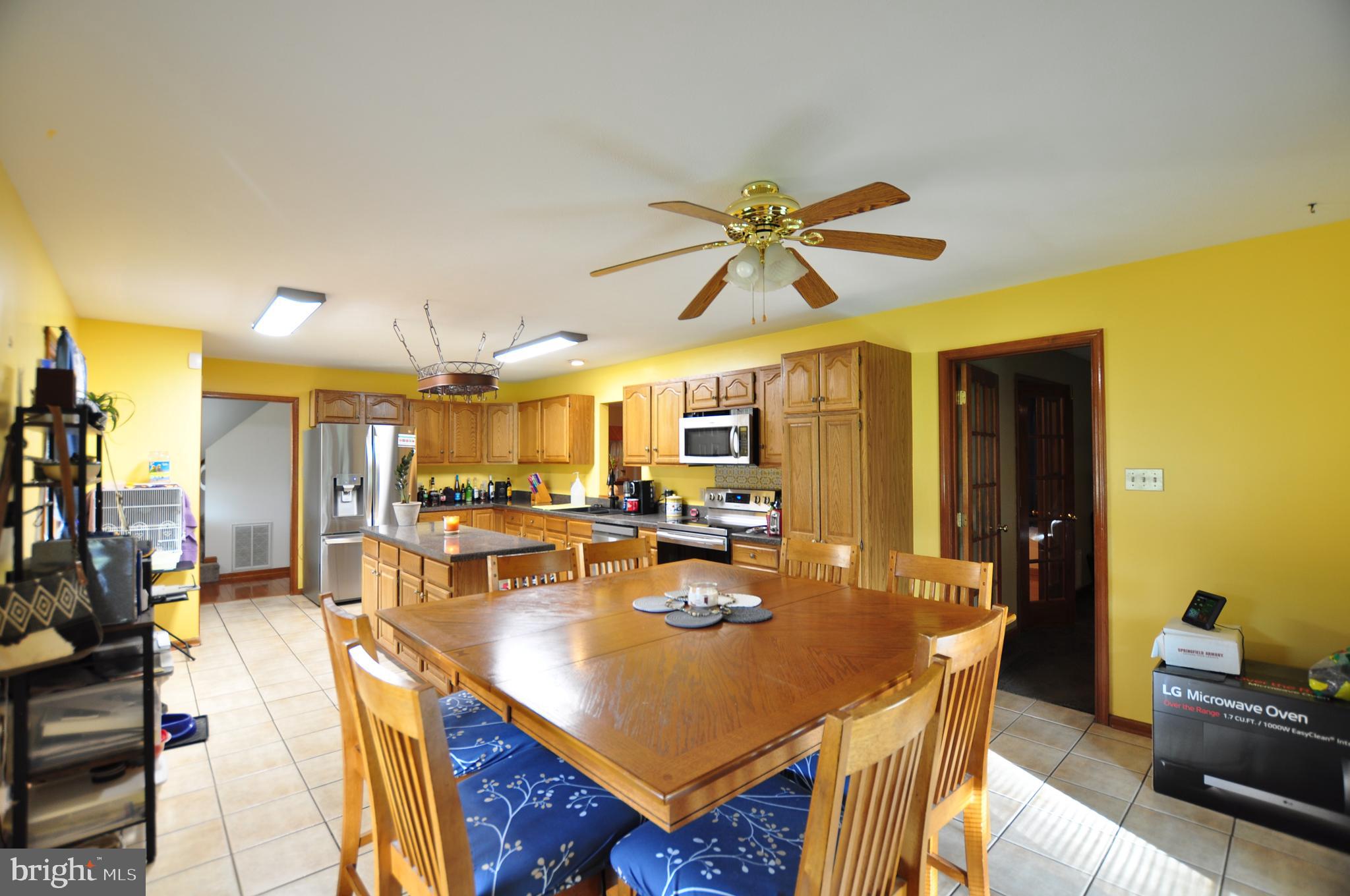 SPRING MILLS FARM - Residential