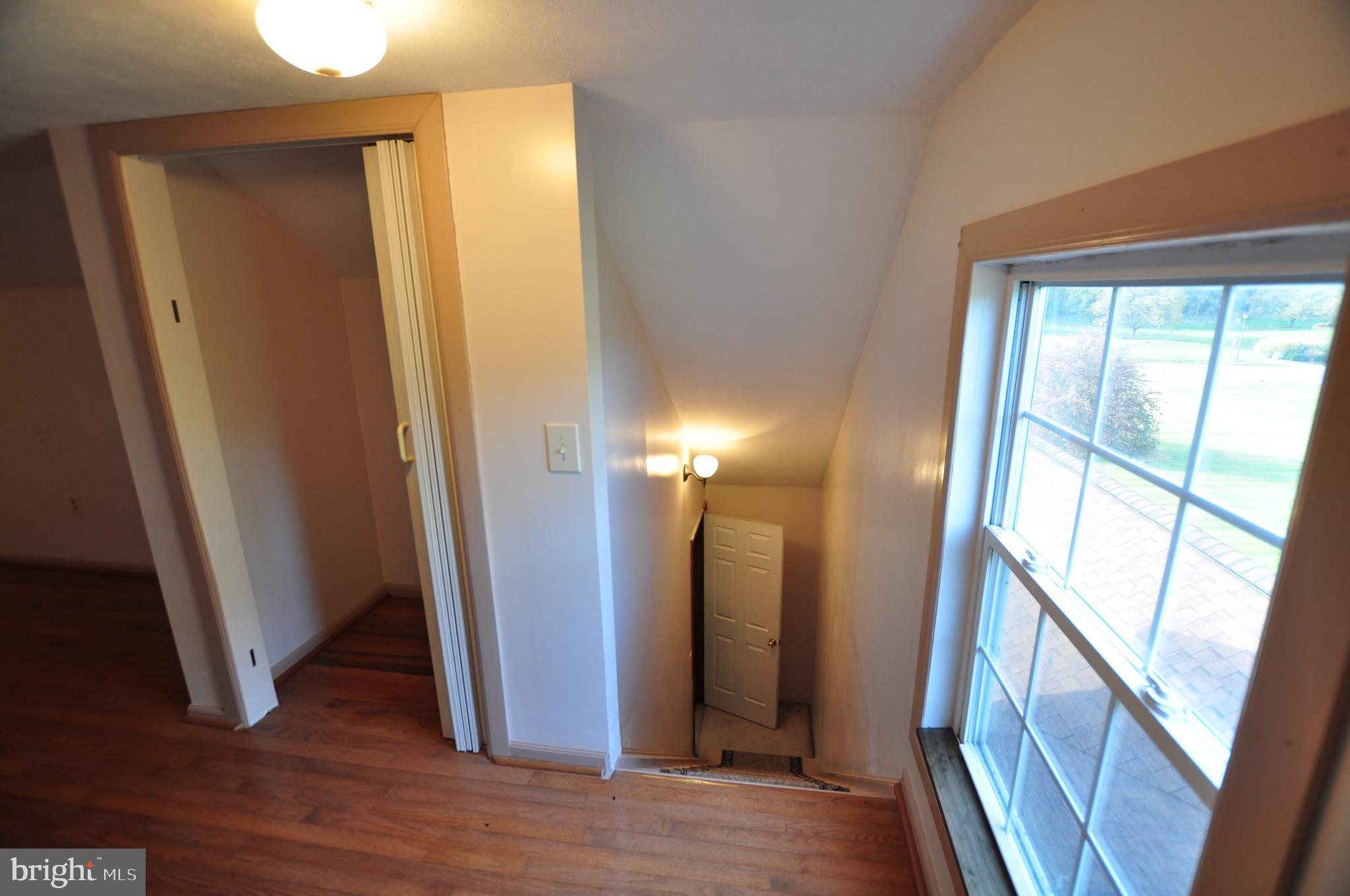 SPRING MILLS FARM - Residential