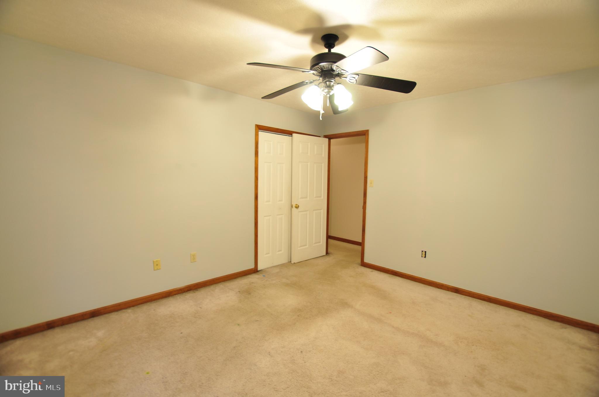 SPRING MILLS FARM - Residential