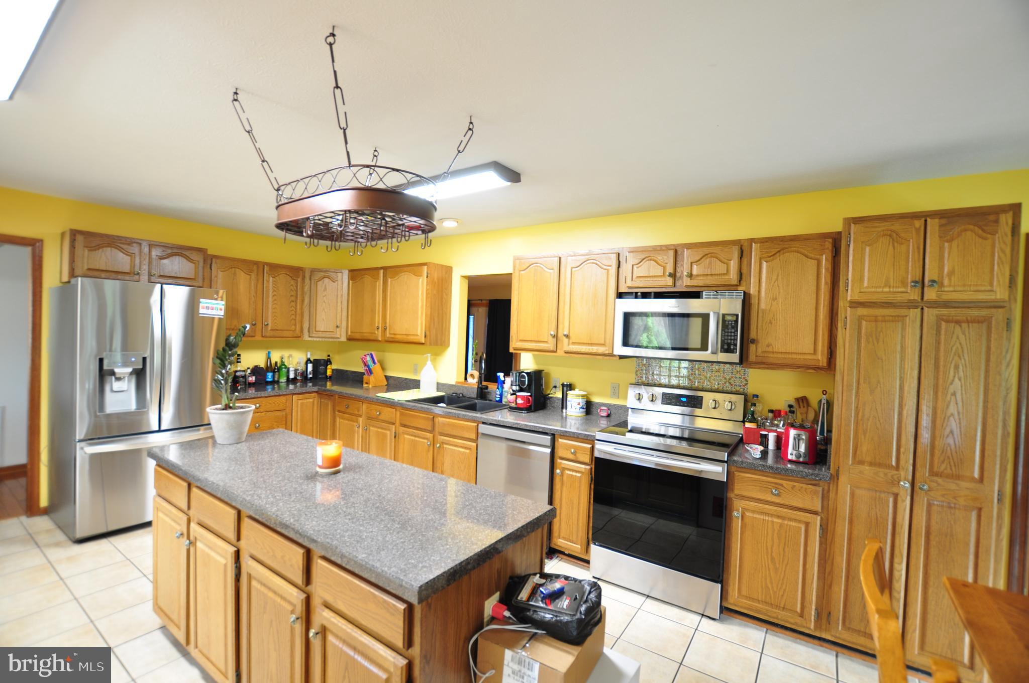 SPRING MILLS FARM - Residential