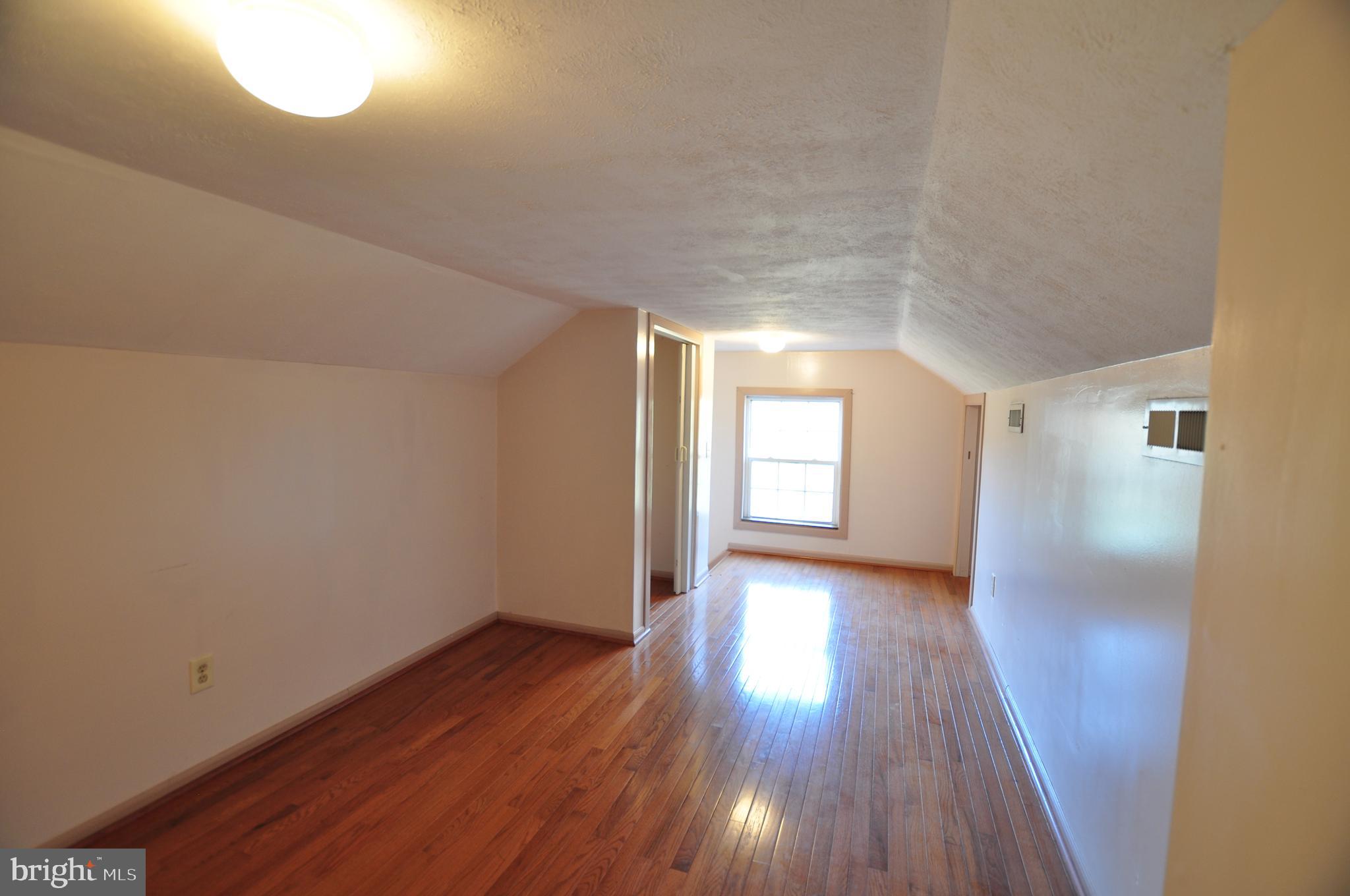 SPRING MILLS FARM - Residential