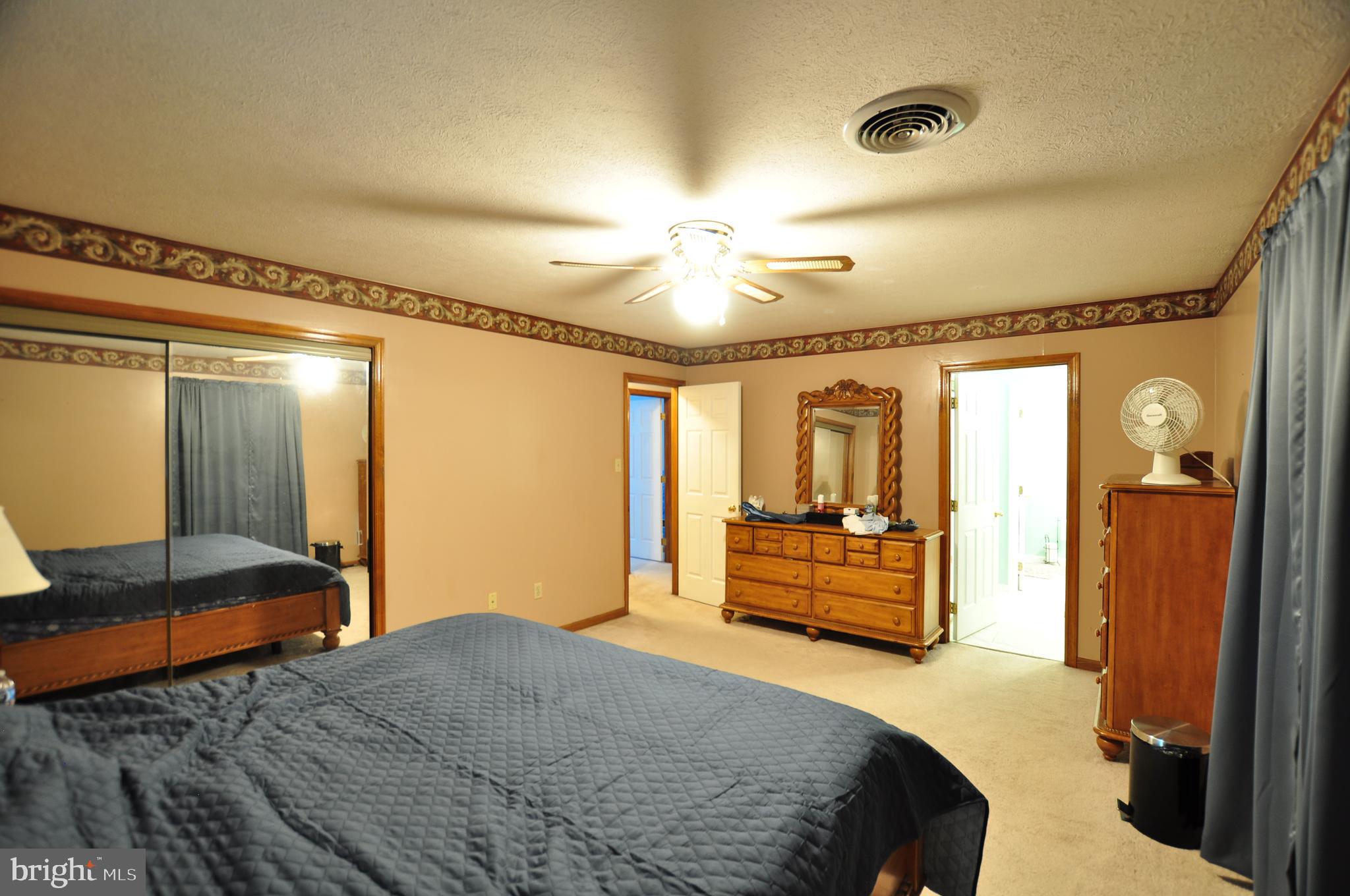 SPRING MILLS FARM - Residential