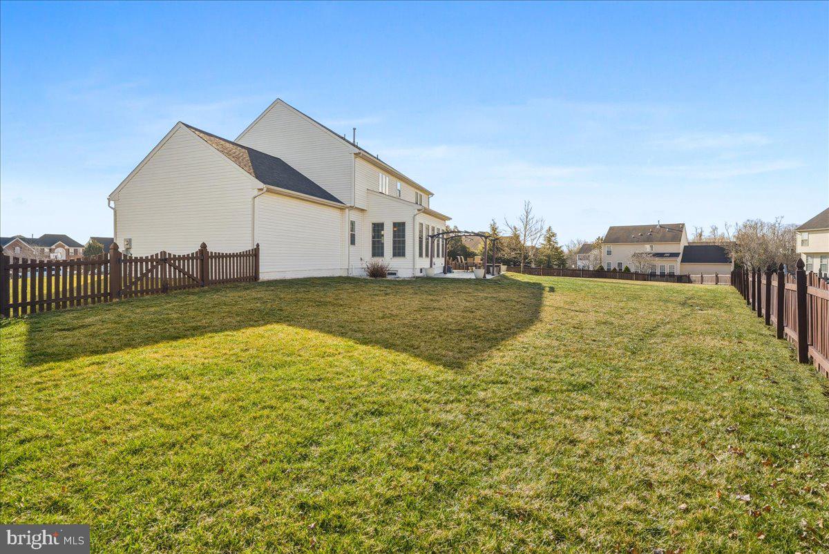 BROOKFIELD - Residential