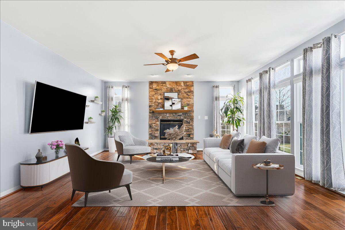 BROOKFIELD - Residential