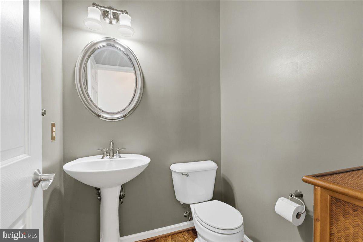 BROOKFIELD - Residential